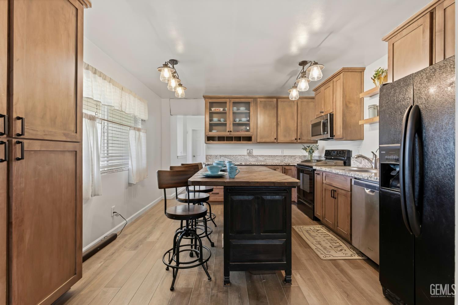 2700 Steensen Street