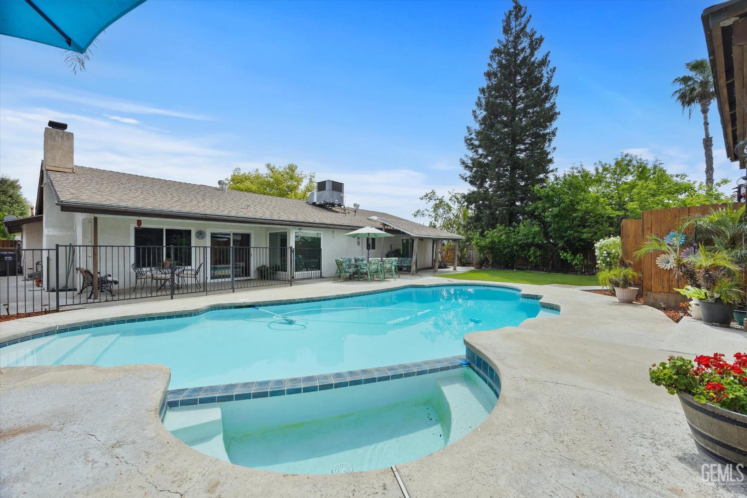 1813 Vallecito Lane