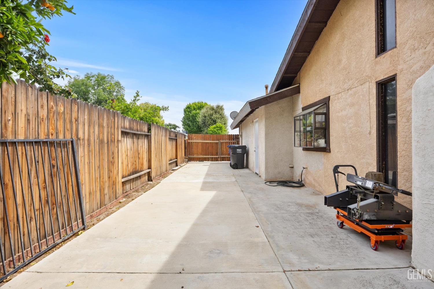 1813 Vallecito Lane