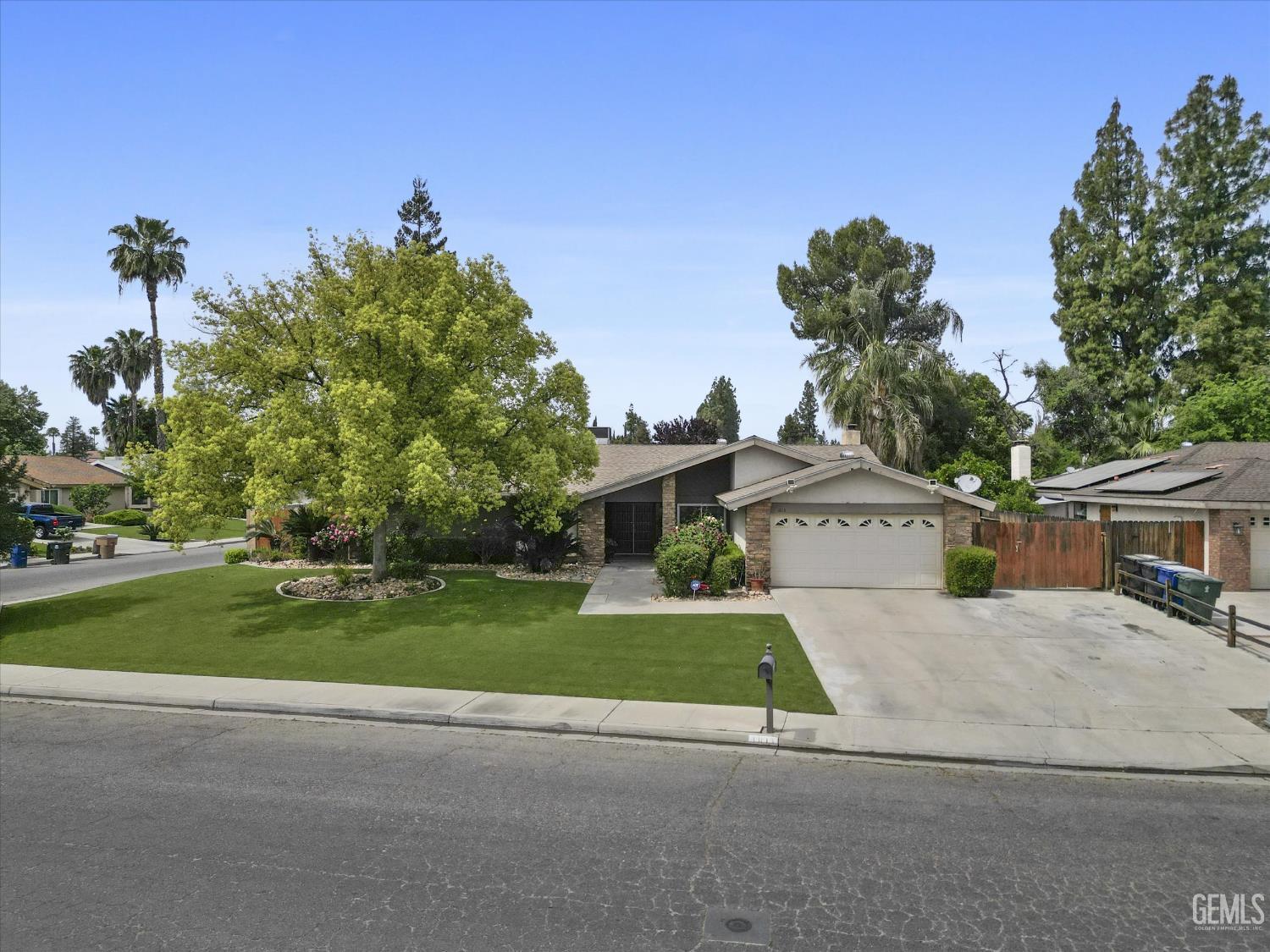 1813 Vallecito Lane