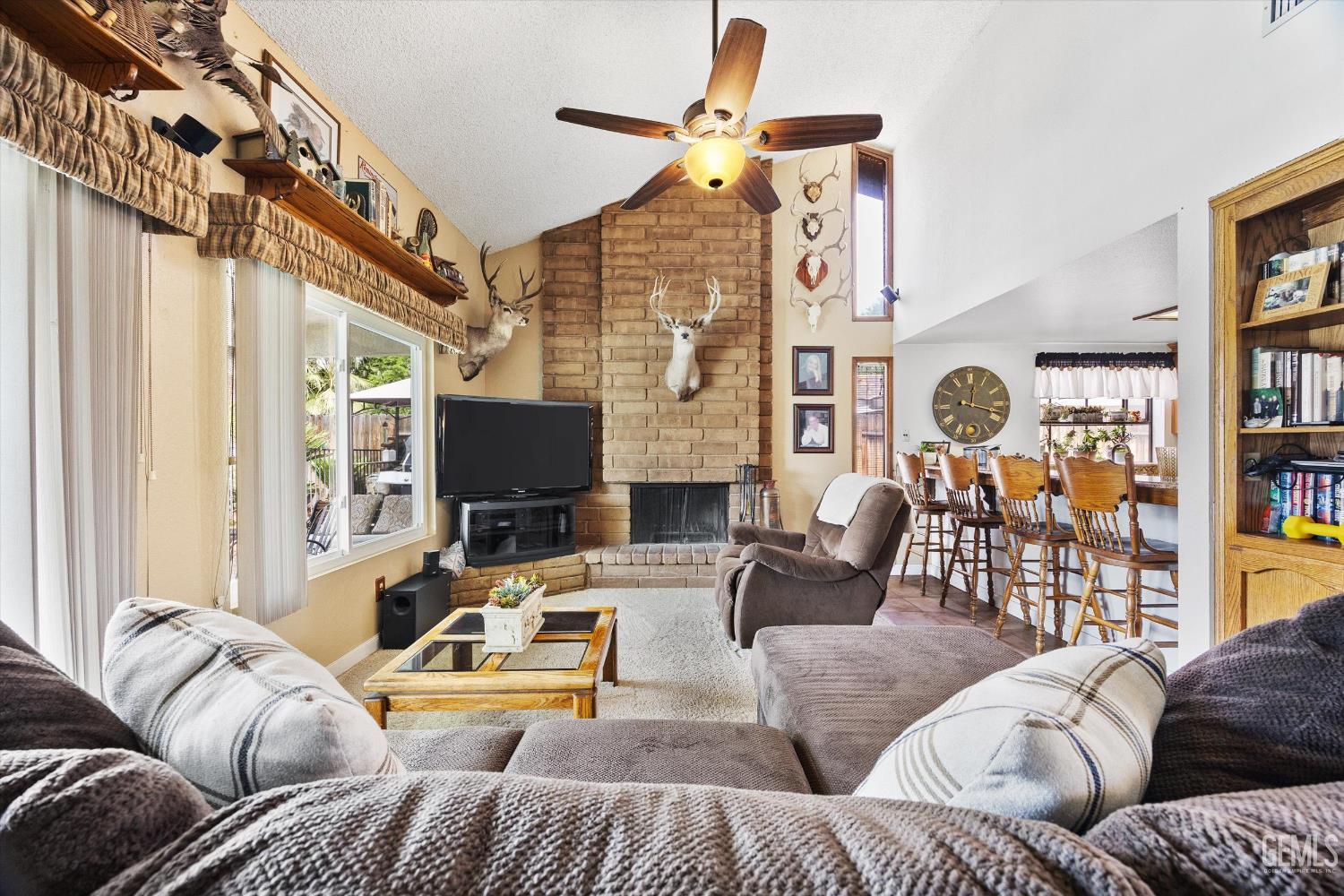 1813 Vallecito Lane