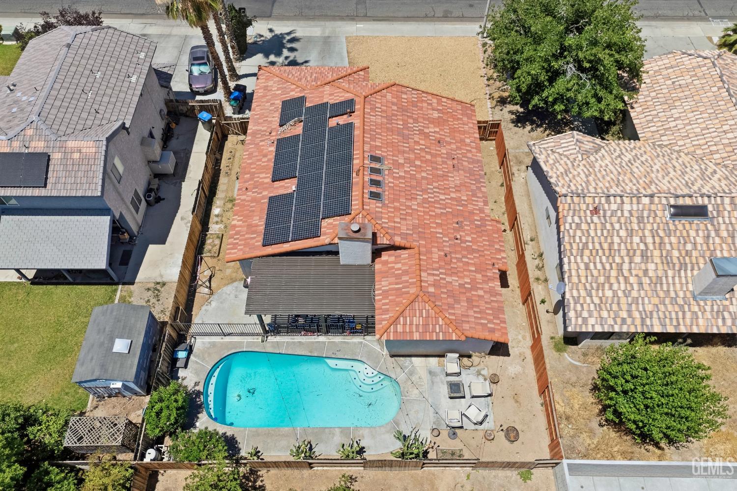 642 N Inyo Street