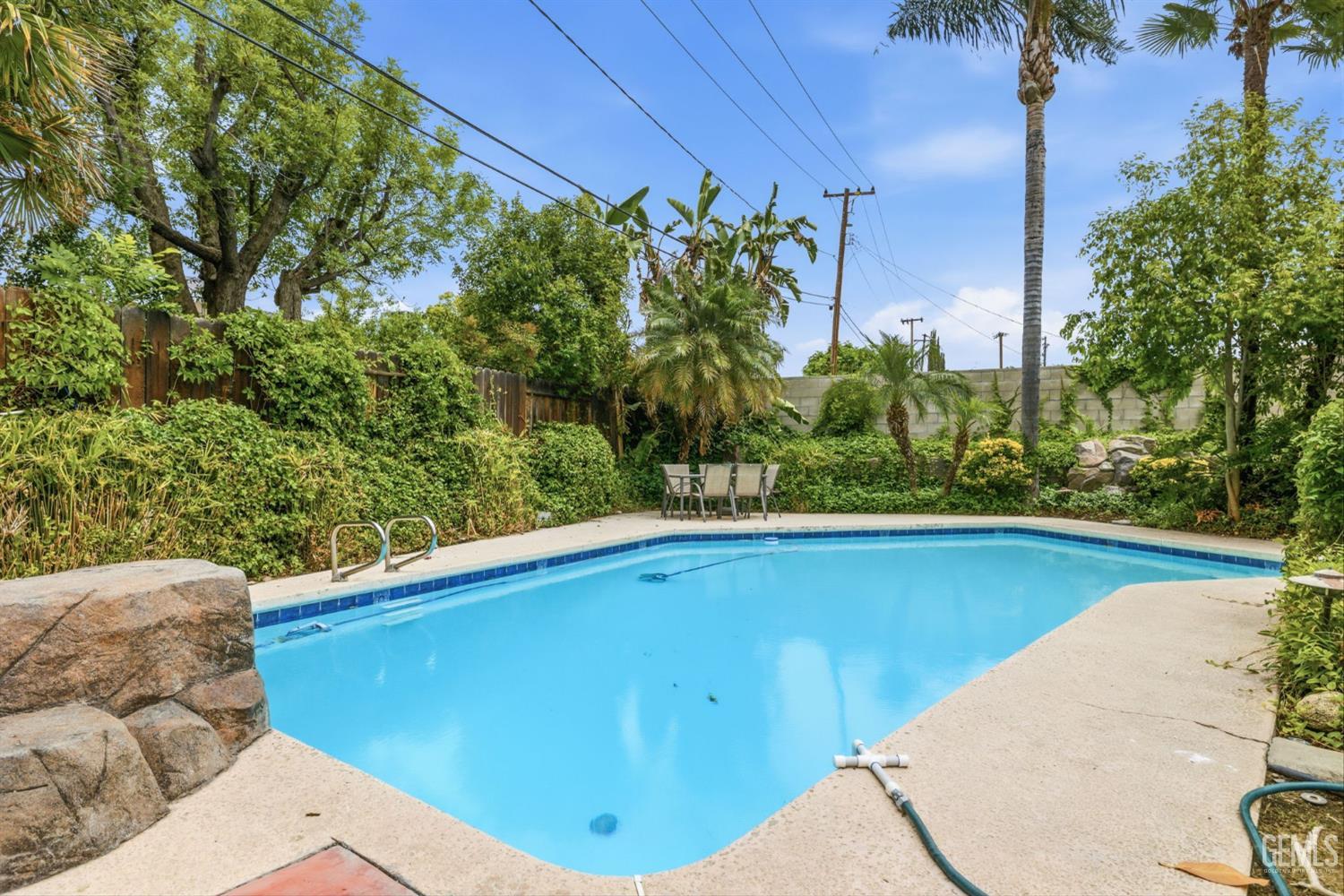 4200 Orinda Way