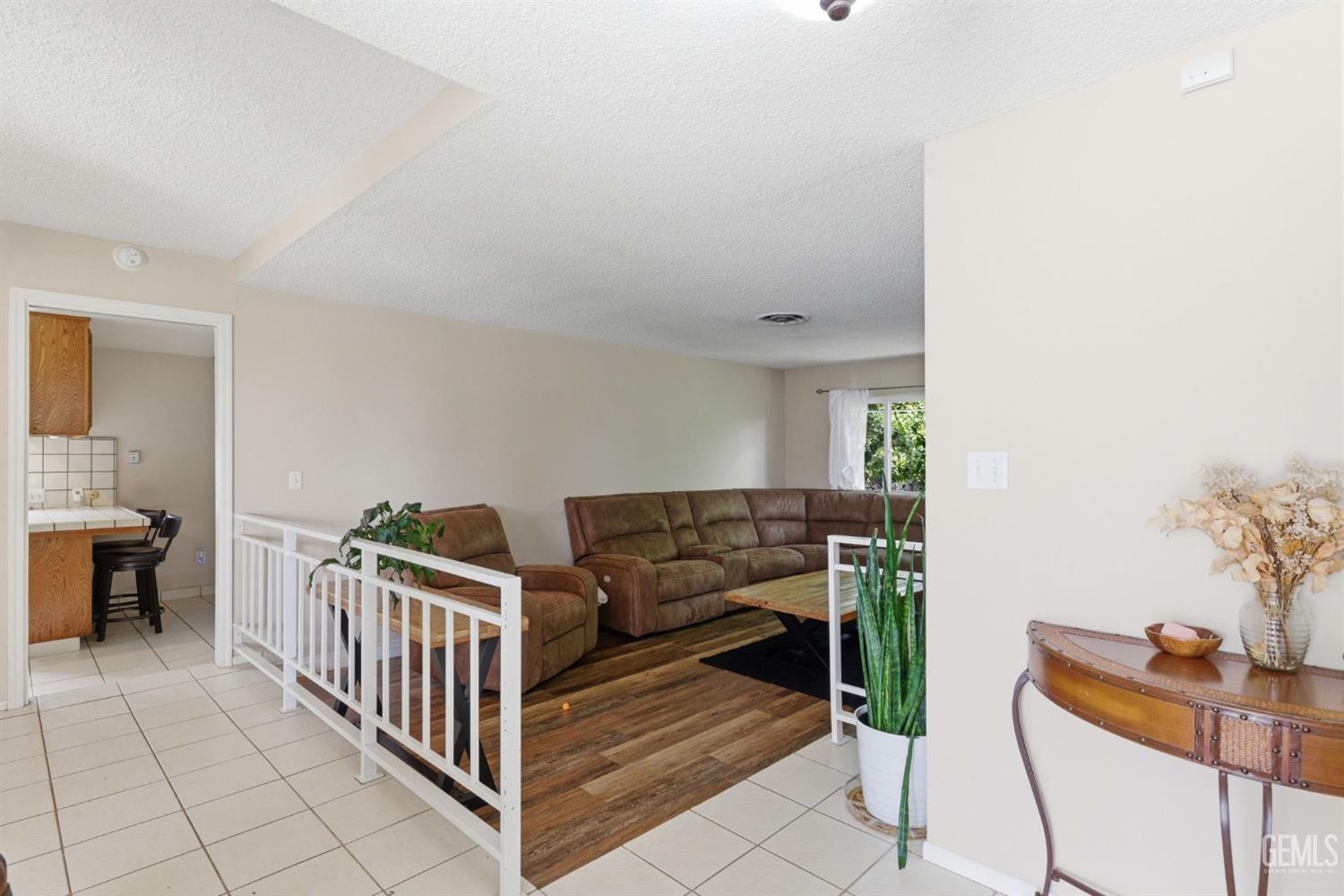 4200 Orinda Way