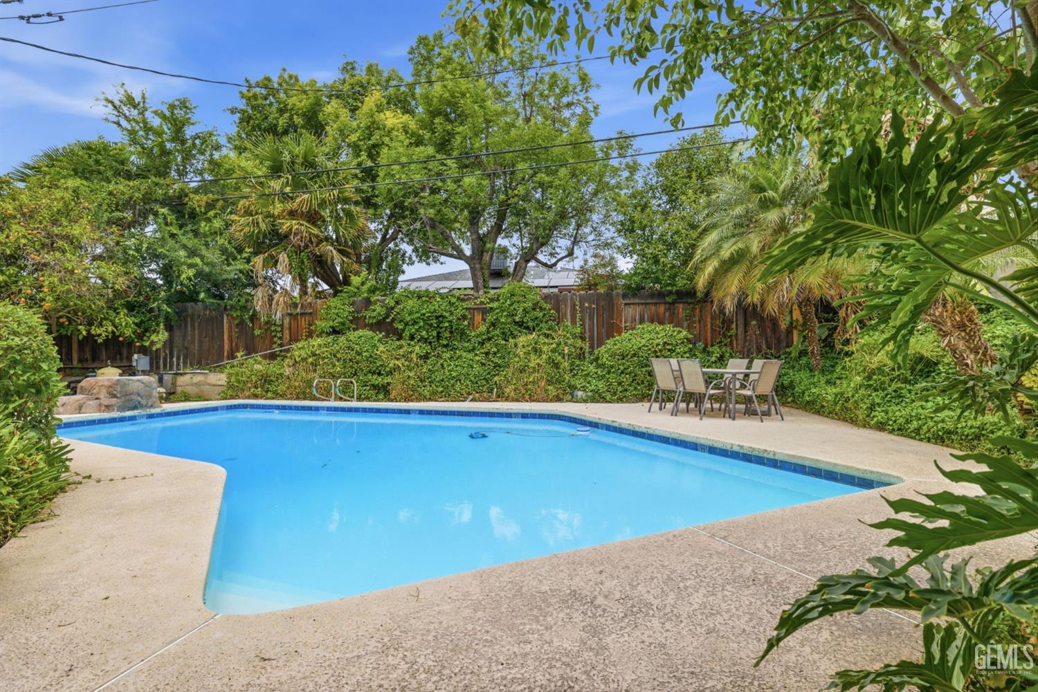 4200 Orinda Way