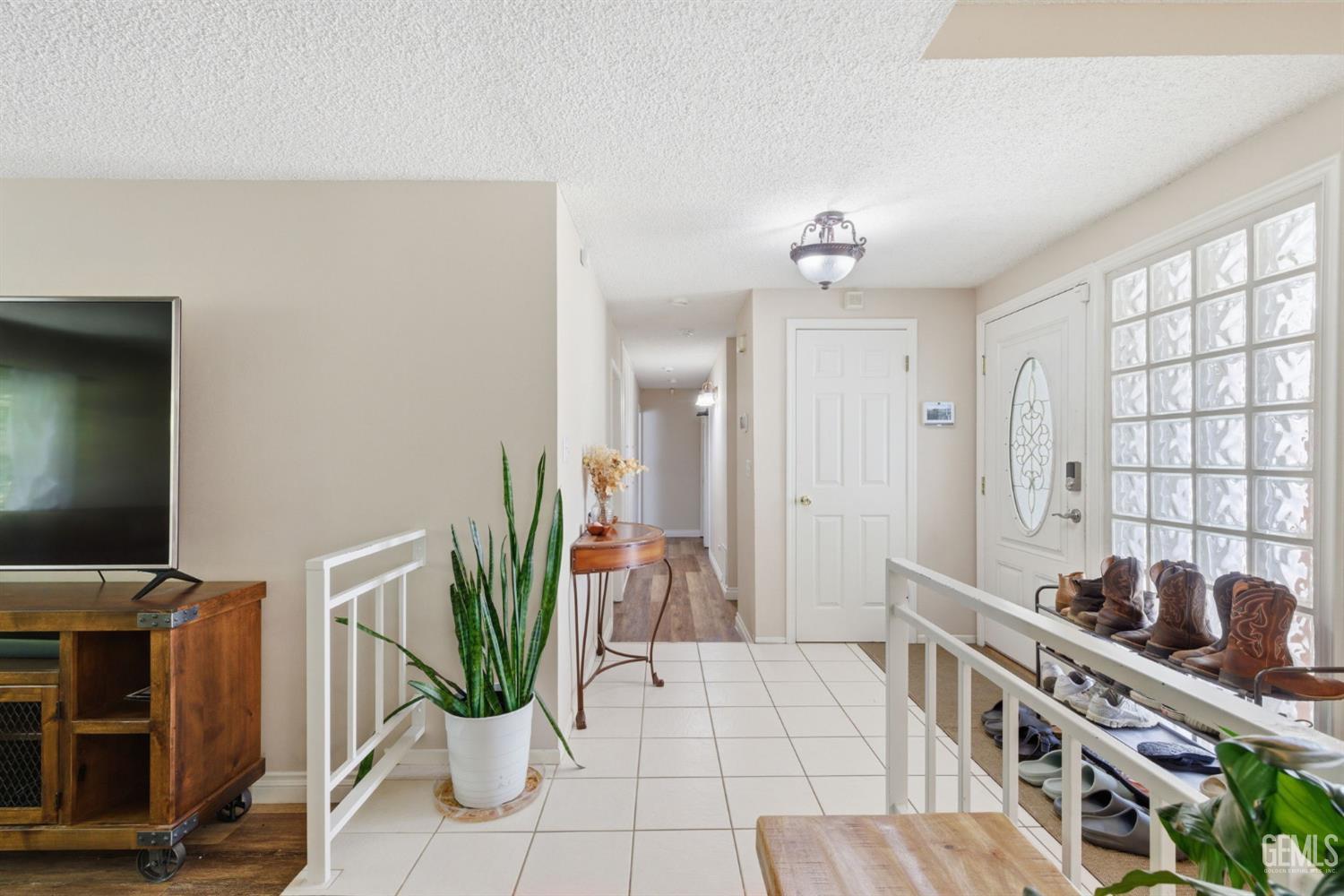 4200 Orinda Way