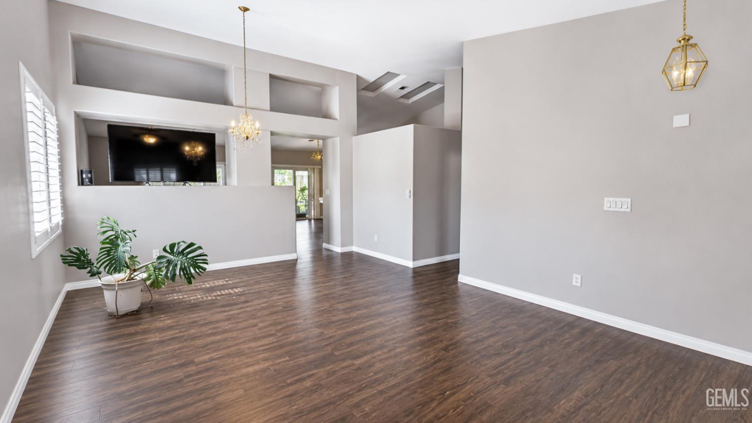 12014 Roaring River Avenue