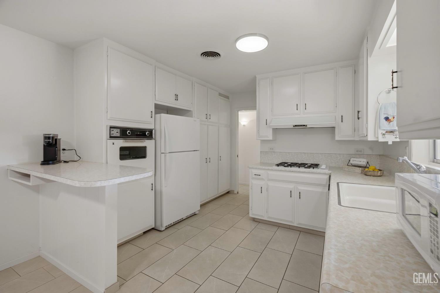 2813 Summit Circle