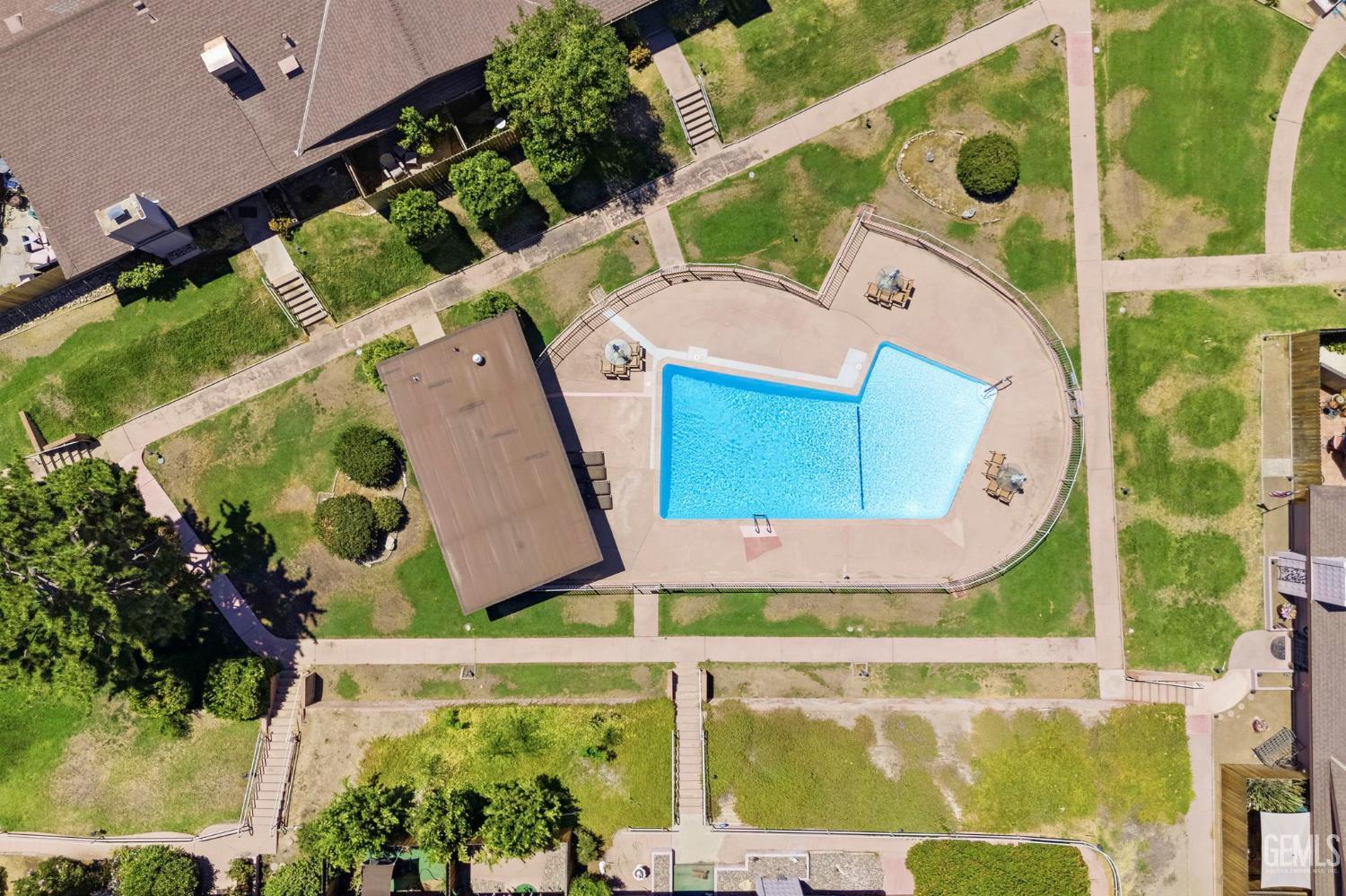 2813 Summit Circle