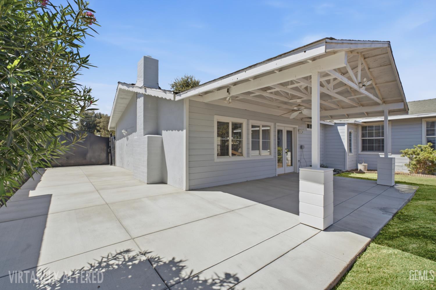 10612 La Cresenta Drive