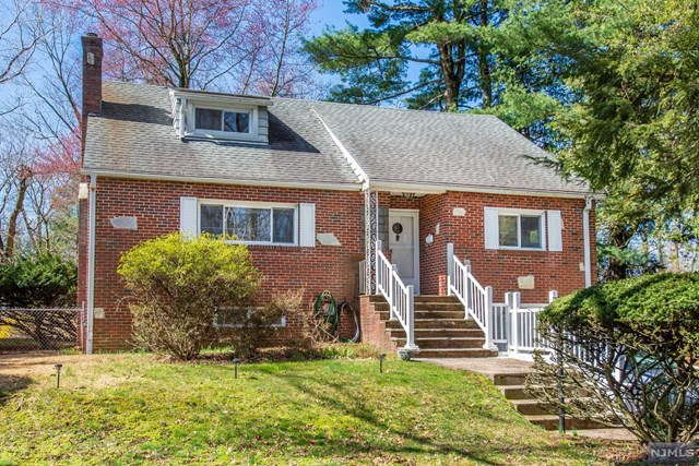 652 Dock Road