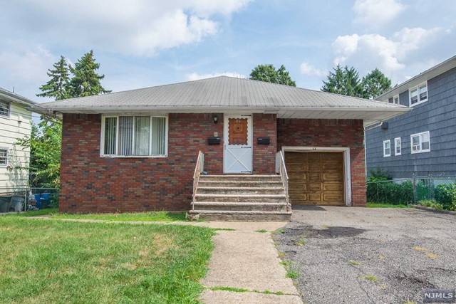 66 Scoles Avenue