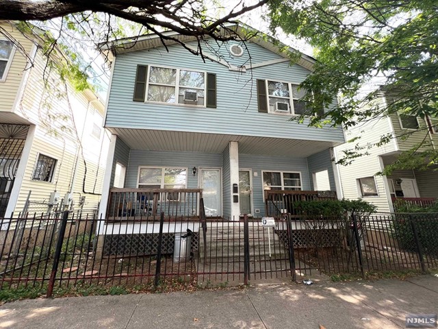 290 Bergen Street