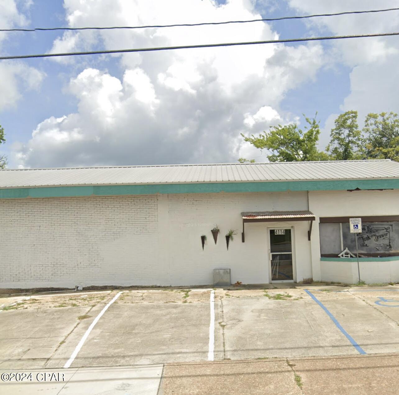 4114 Lafayette Street