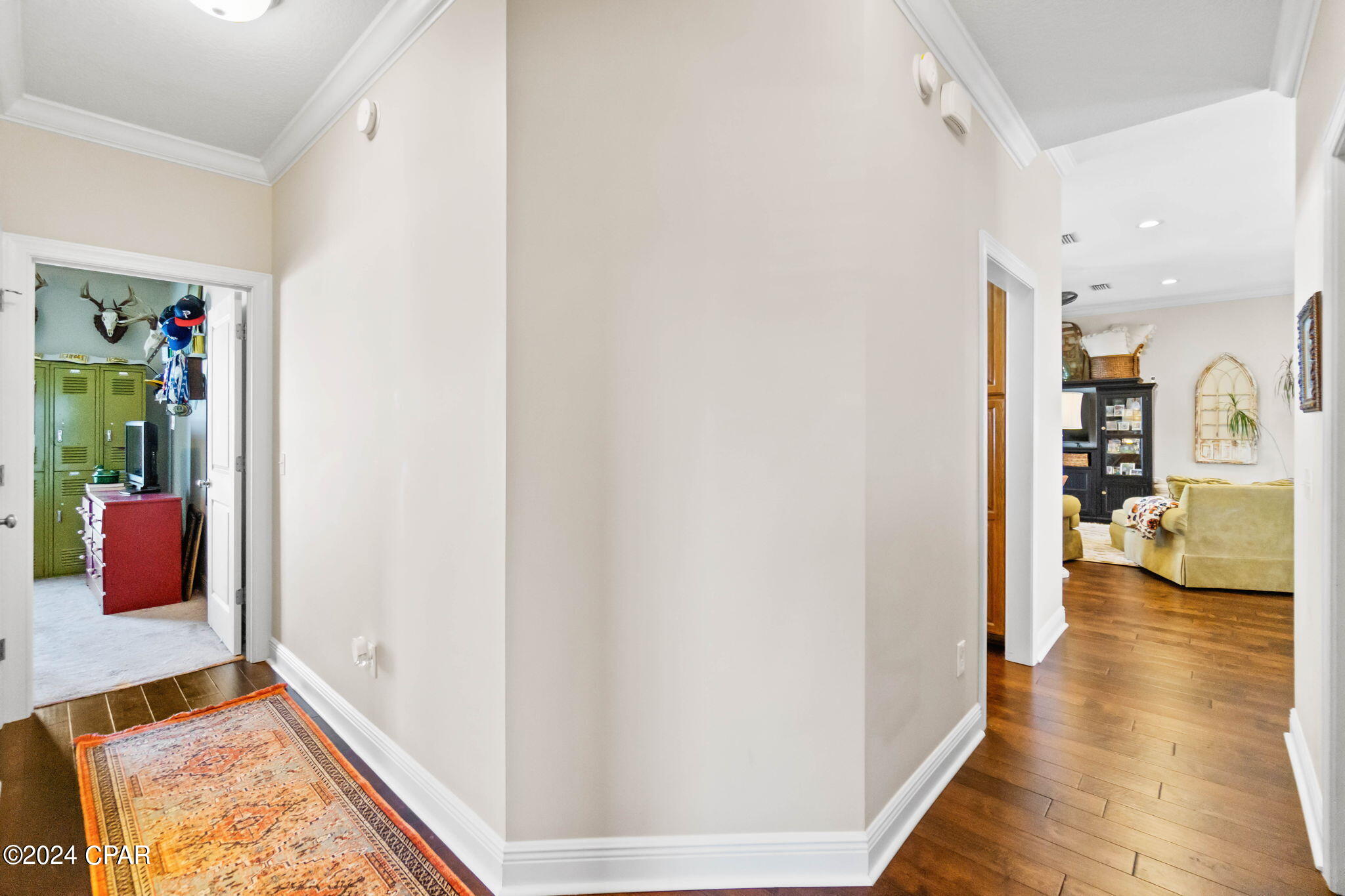 3328 Grey Oak Way