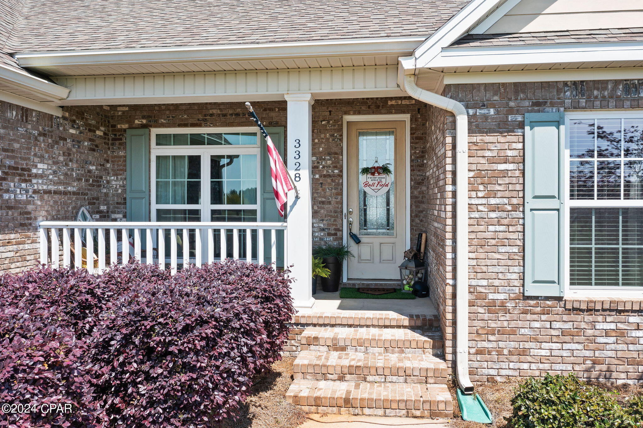 3328 Grey Oak Way