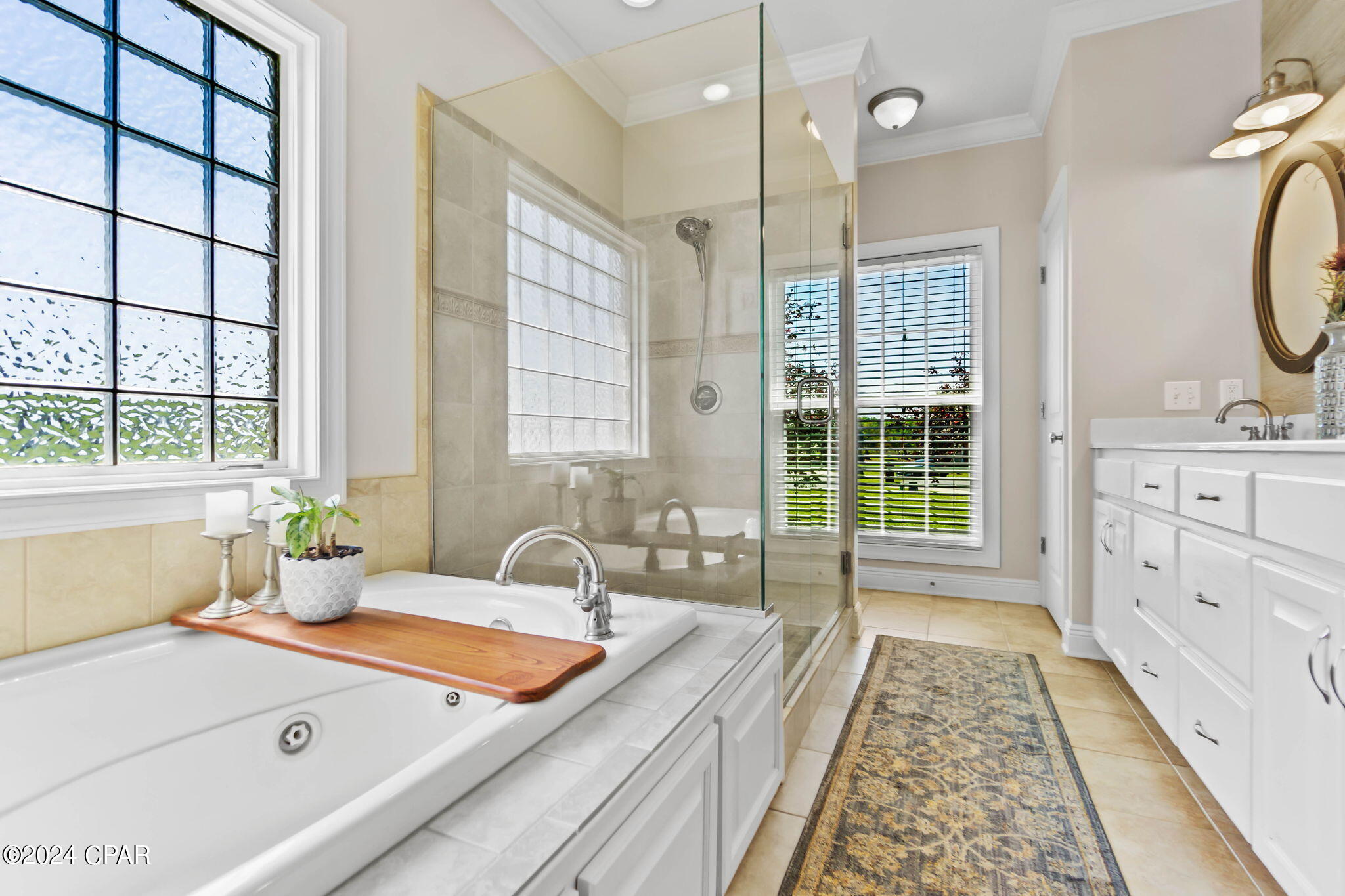 3328 Grey Oak Way