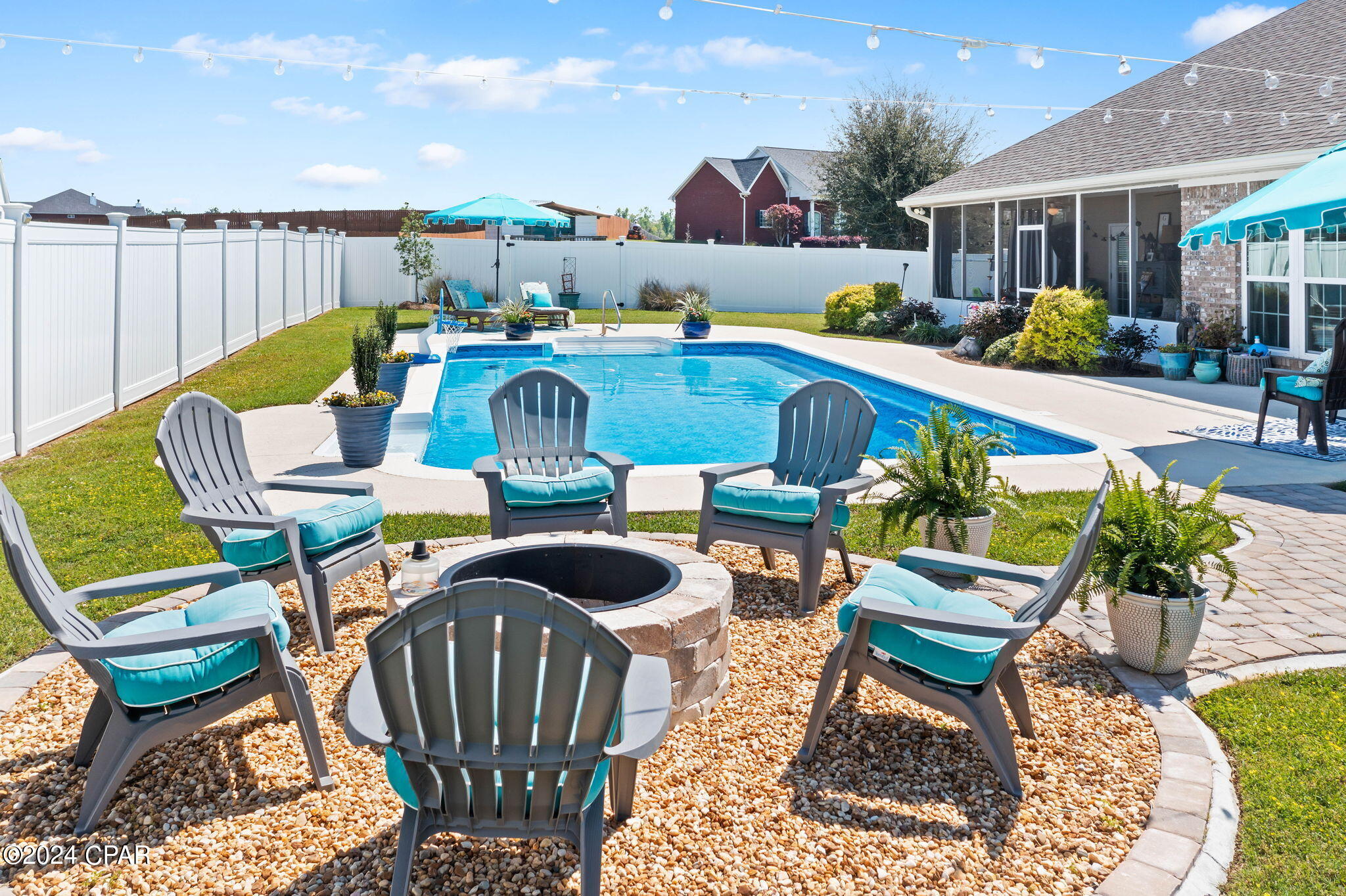 3328 Grey Oak Way