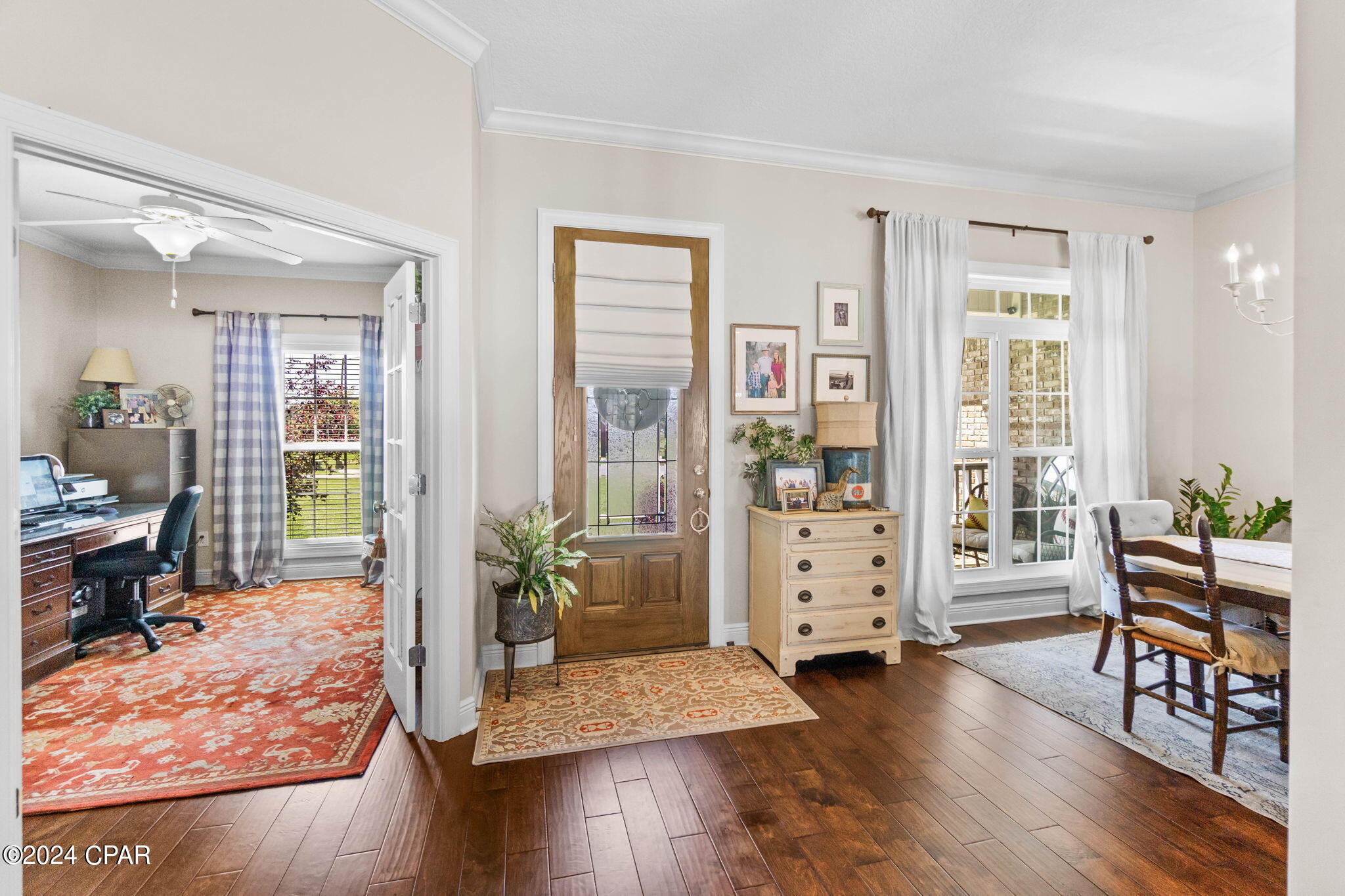 3328 Grey Oak Way