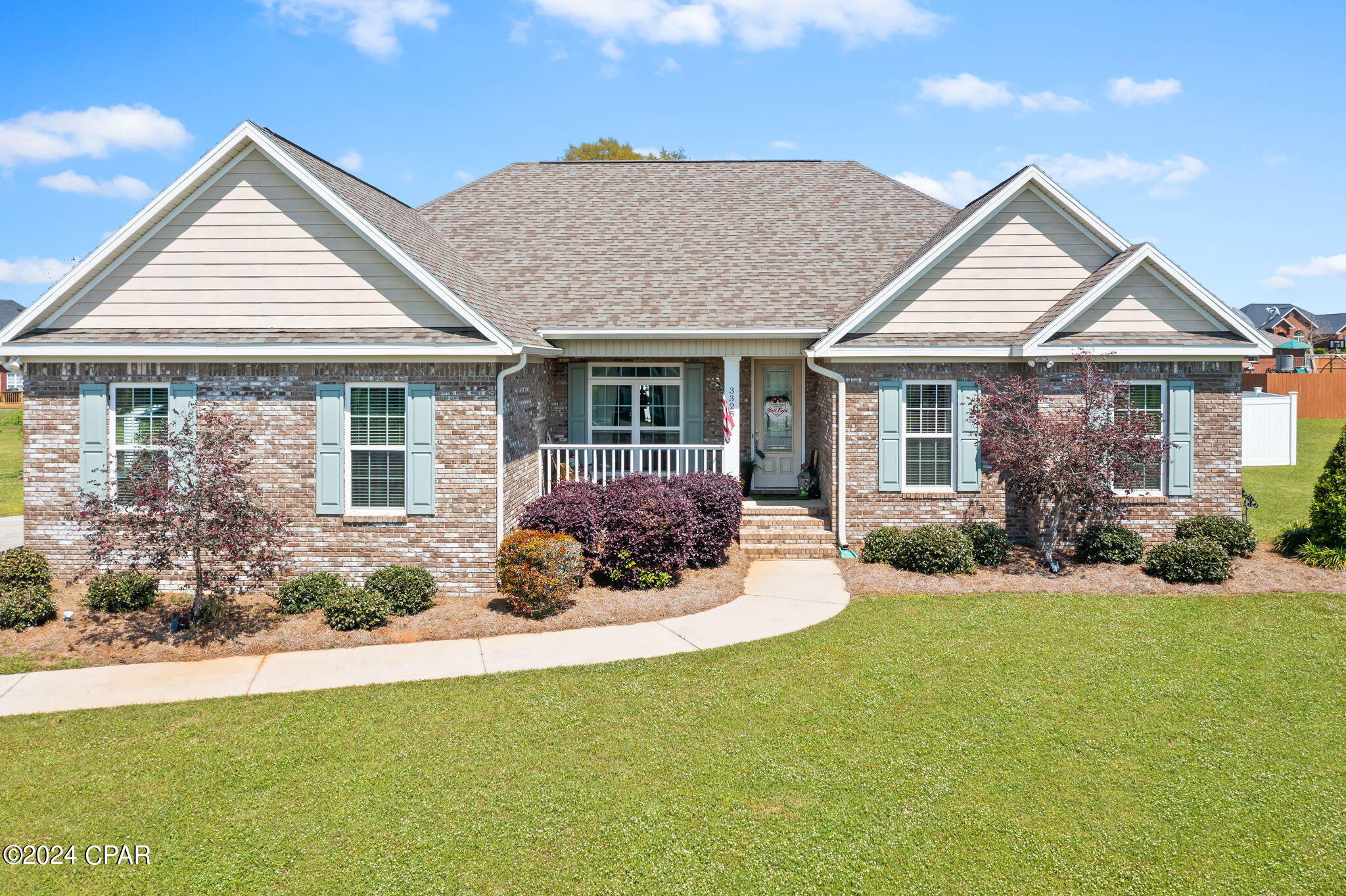 3328 Grey Oak Way