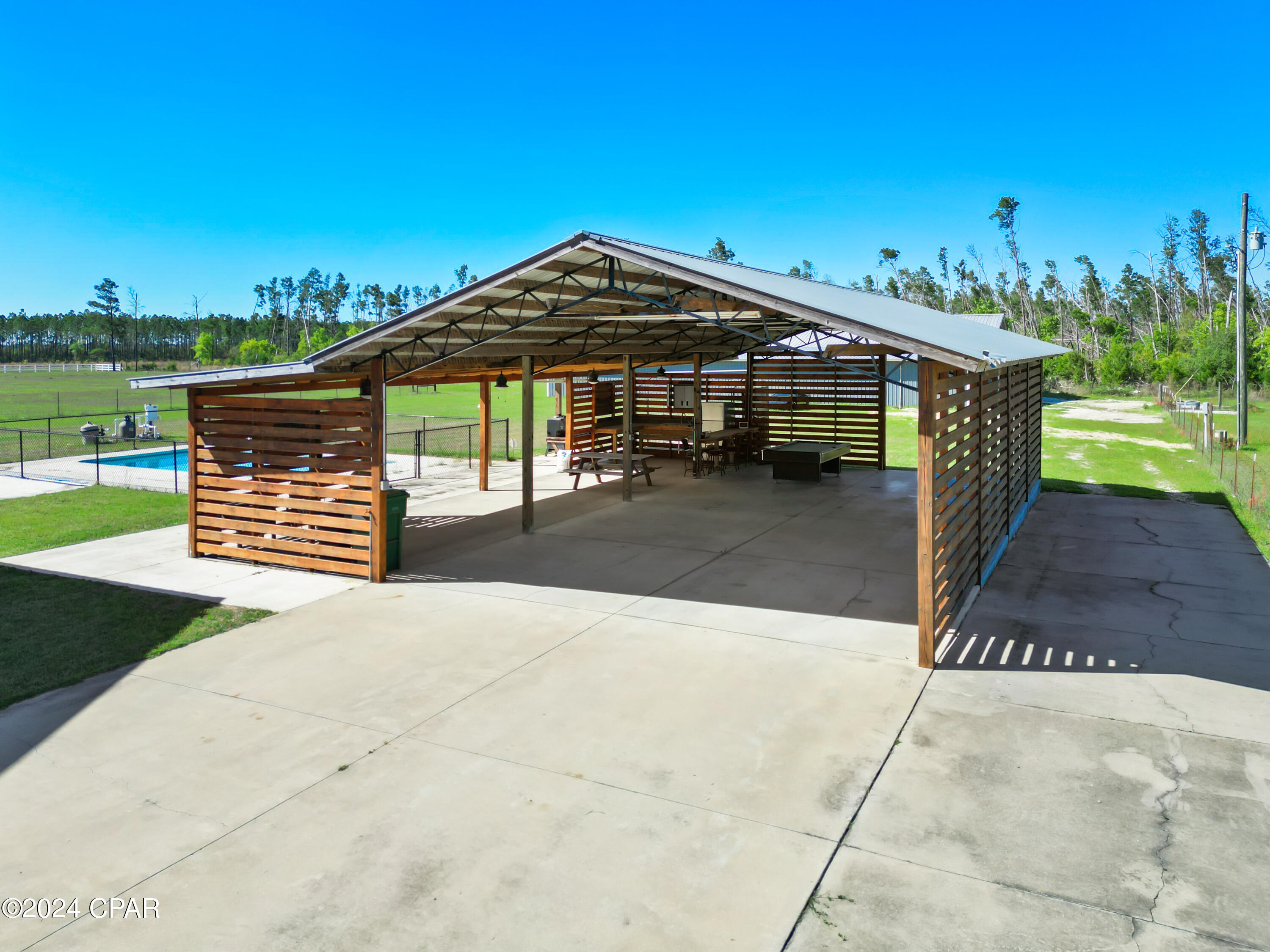 15724 NW State Road 20