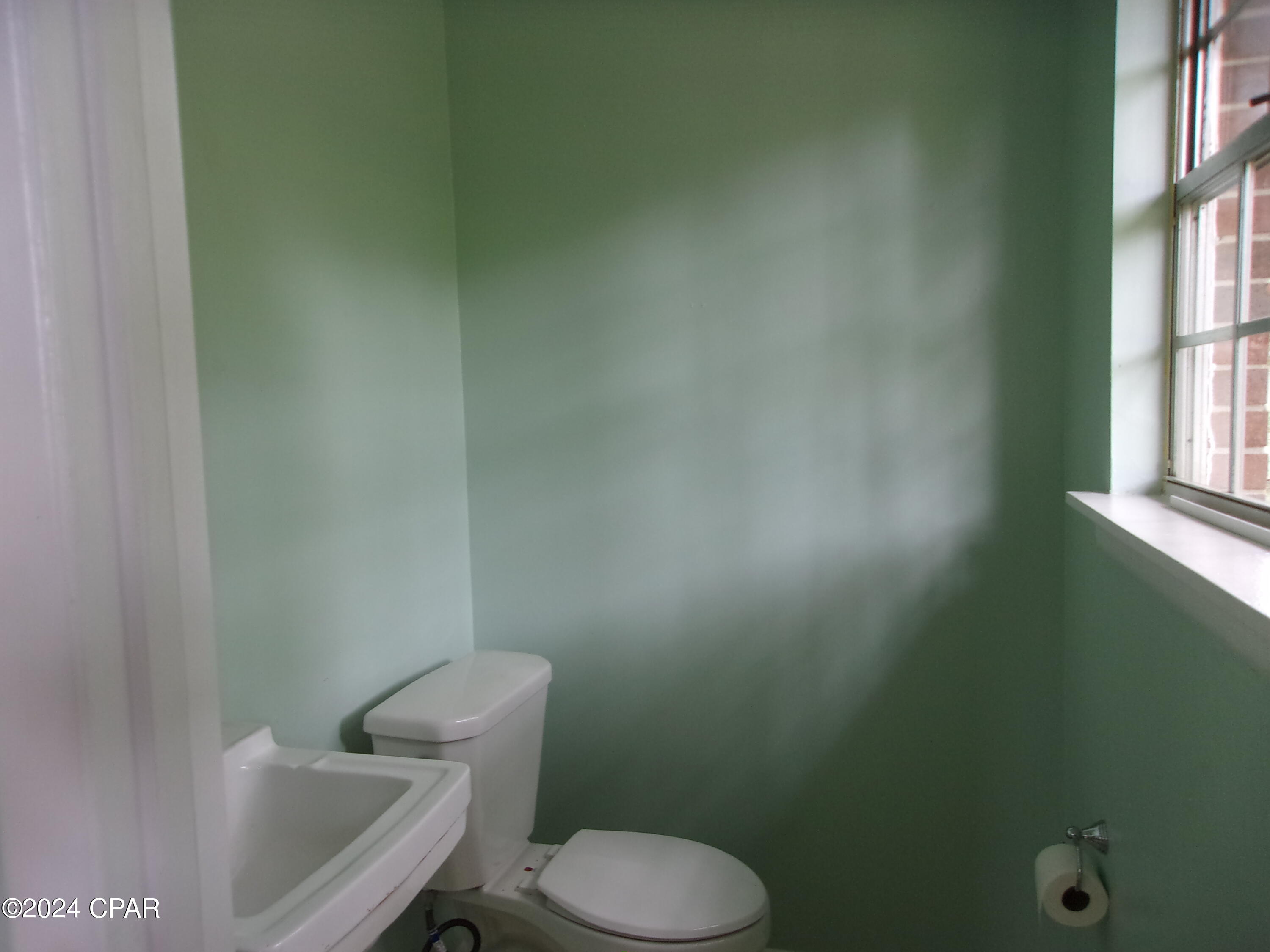 2308 Pineview Drive