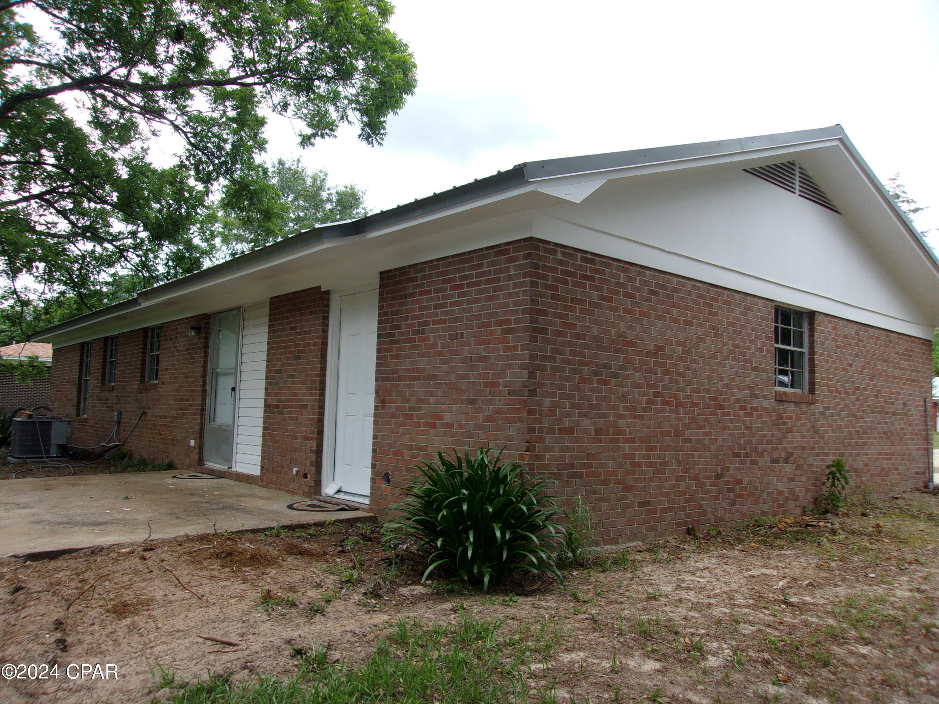 2308 Pineview Drive