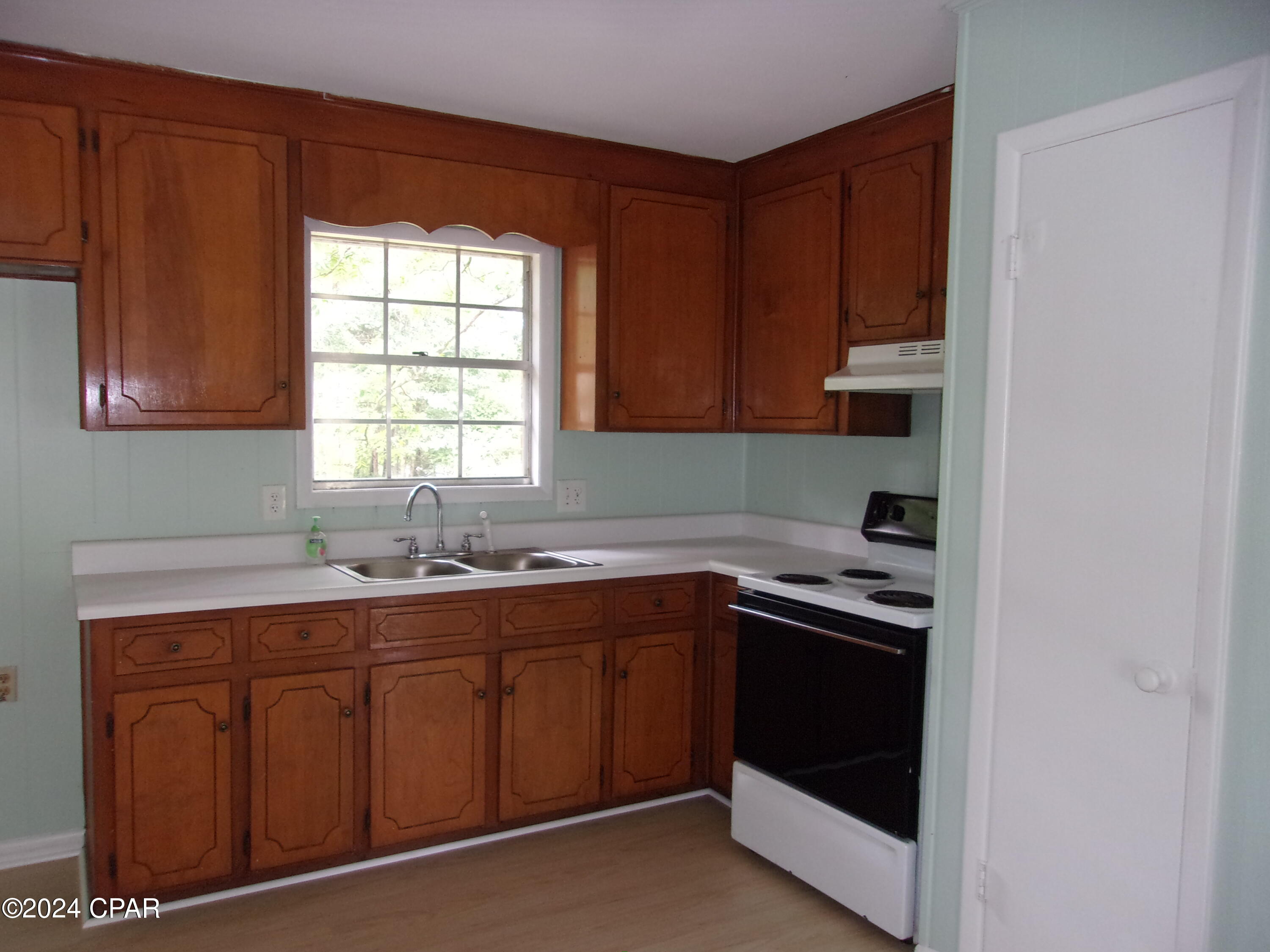 2308 Pineview Drive