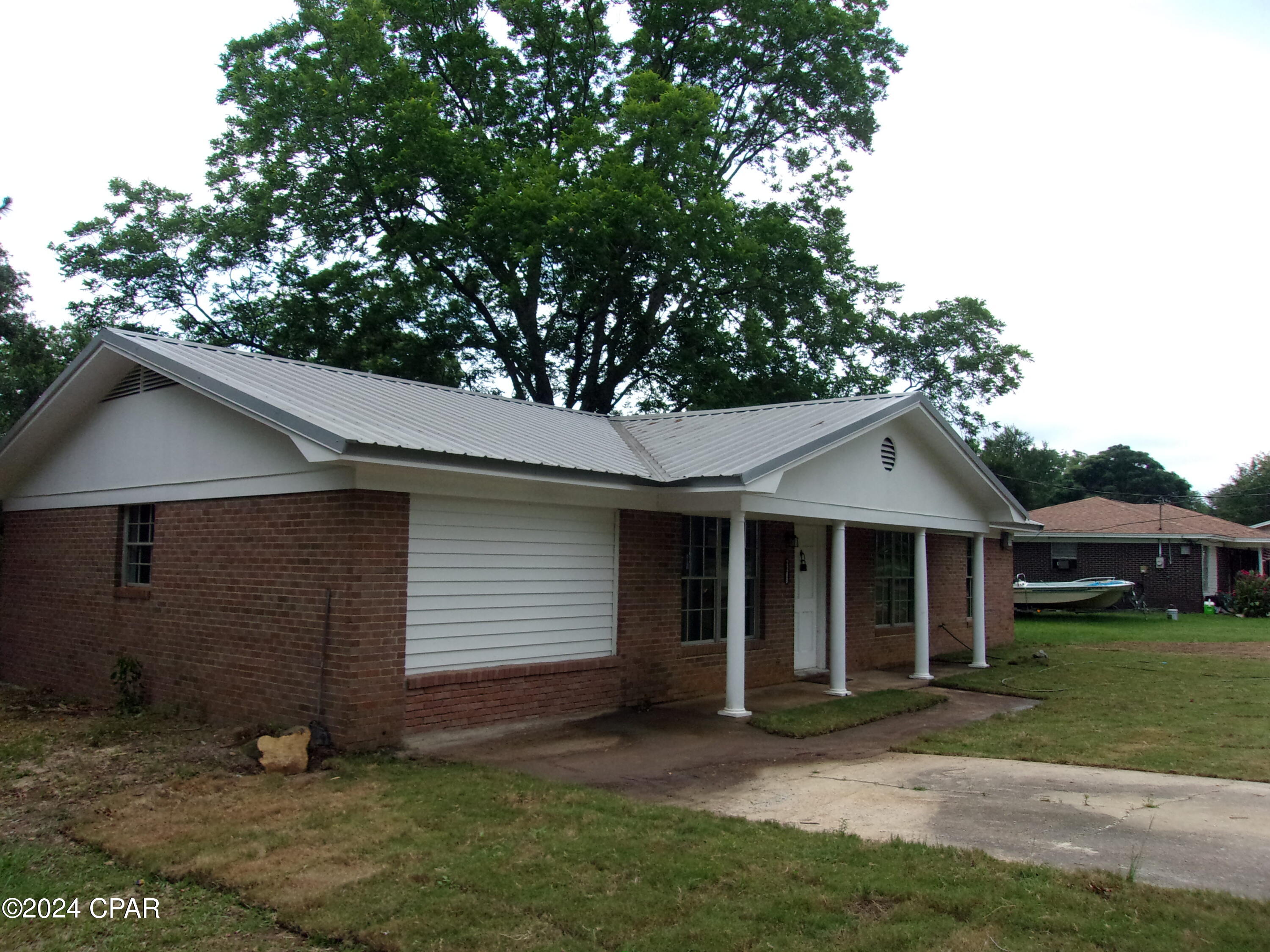 2308 Pineview Drive