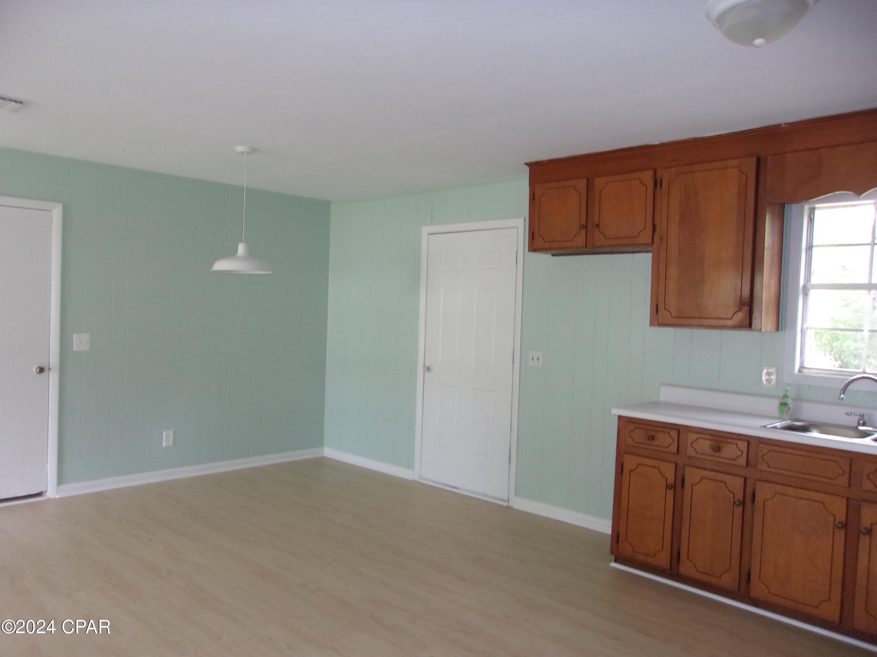 2308 Pineview Drive