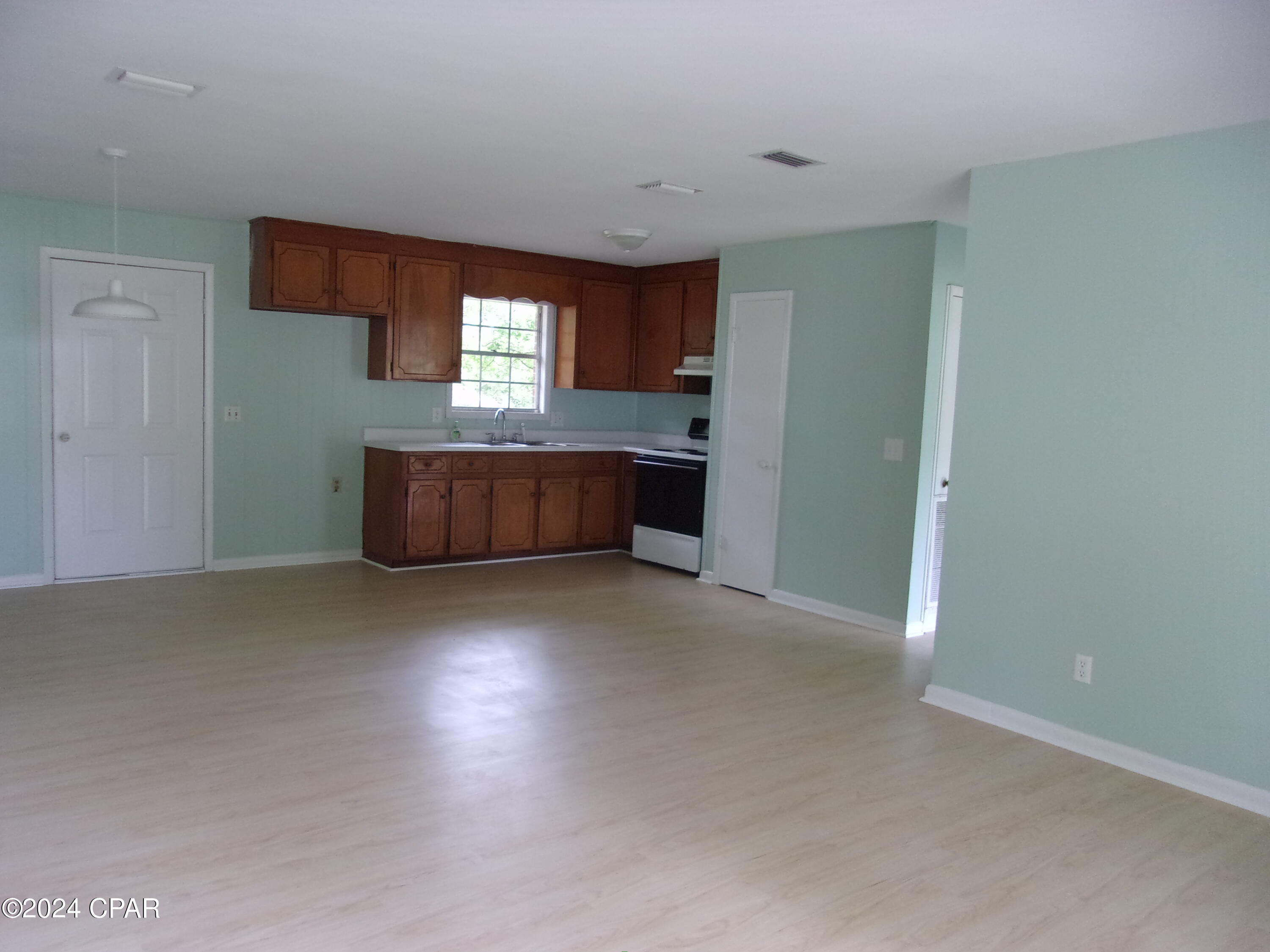 2308 Pineview Drive