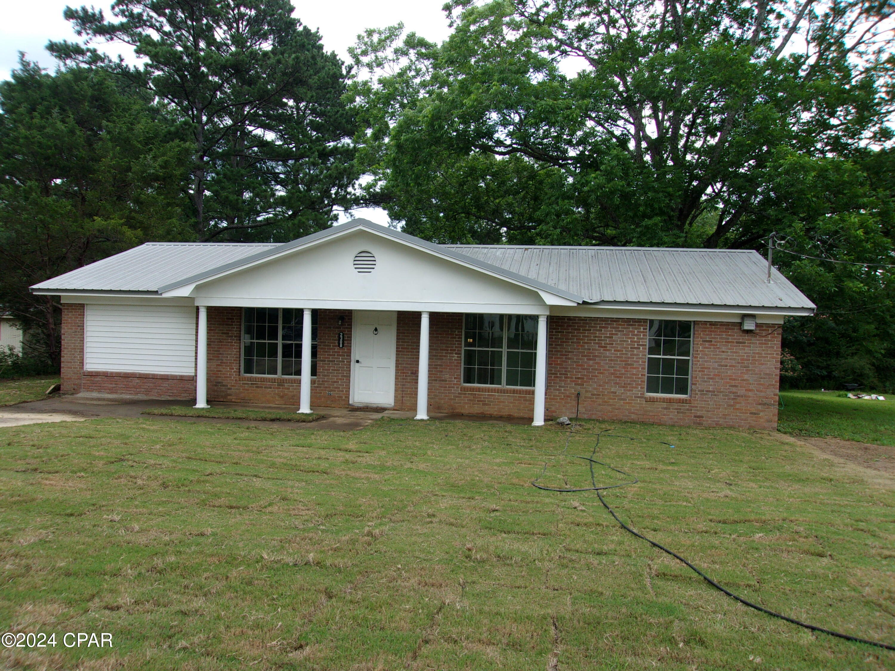 2308 Pineview Drive