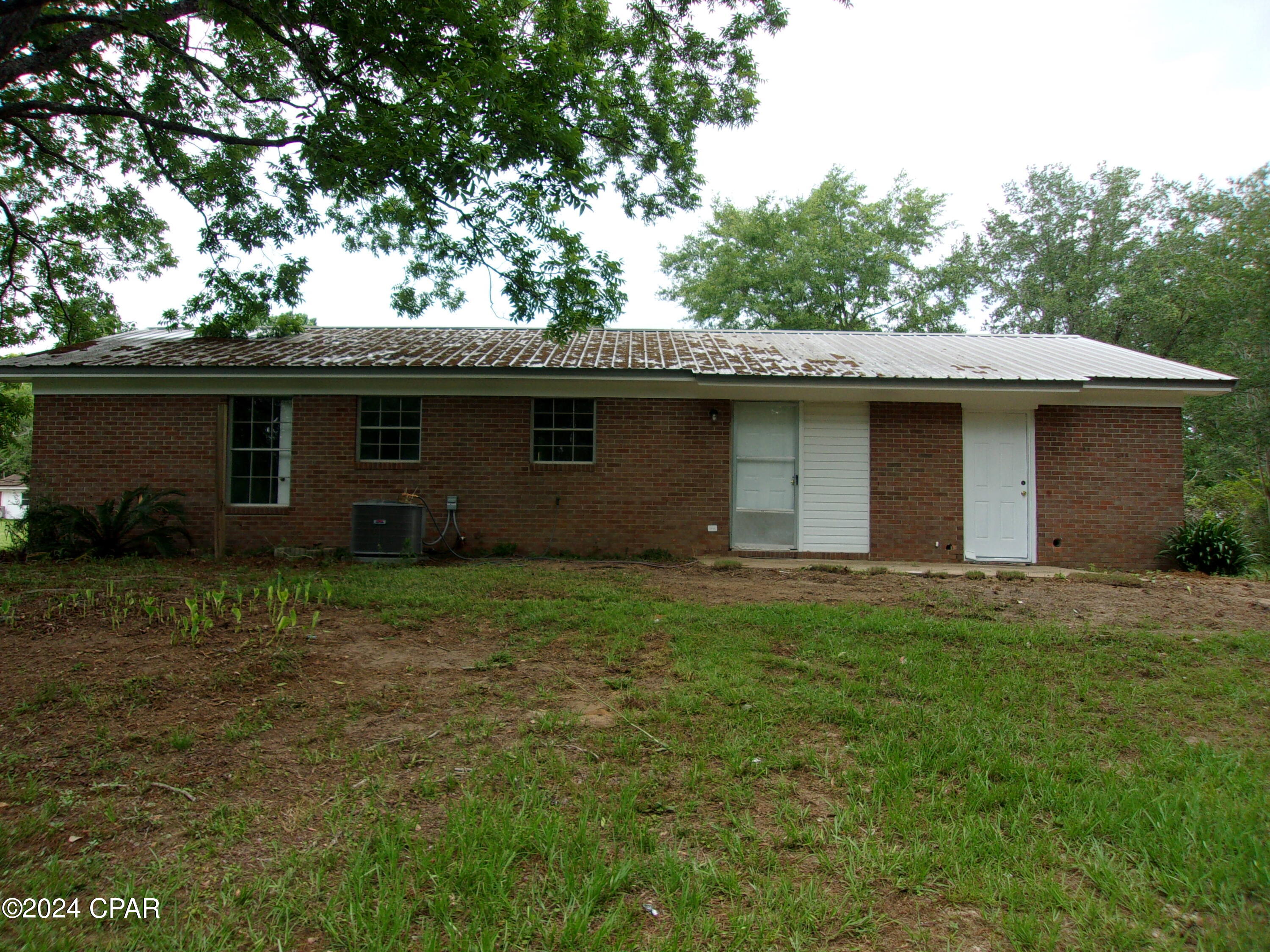 2308 Pineview Drive