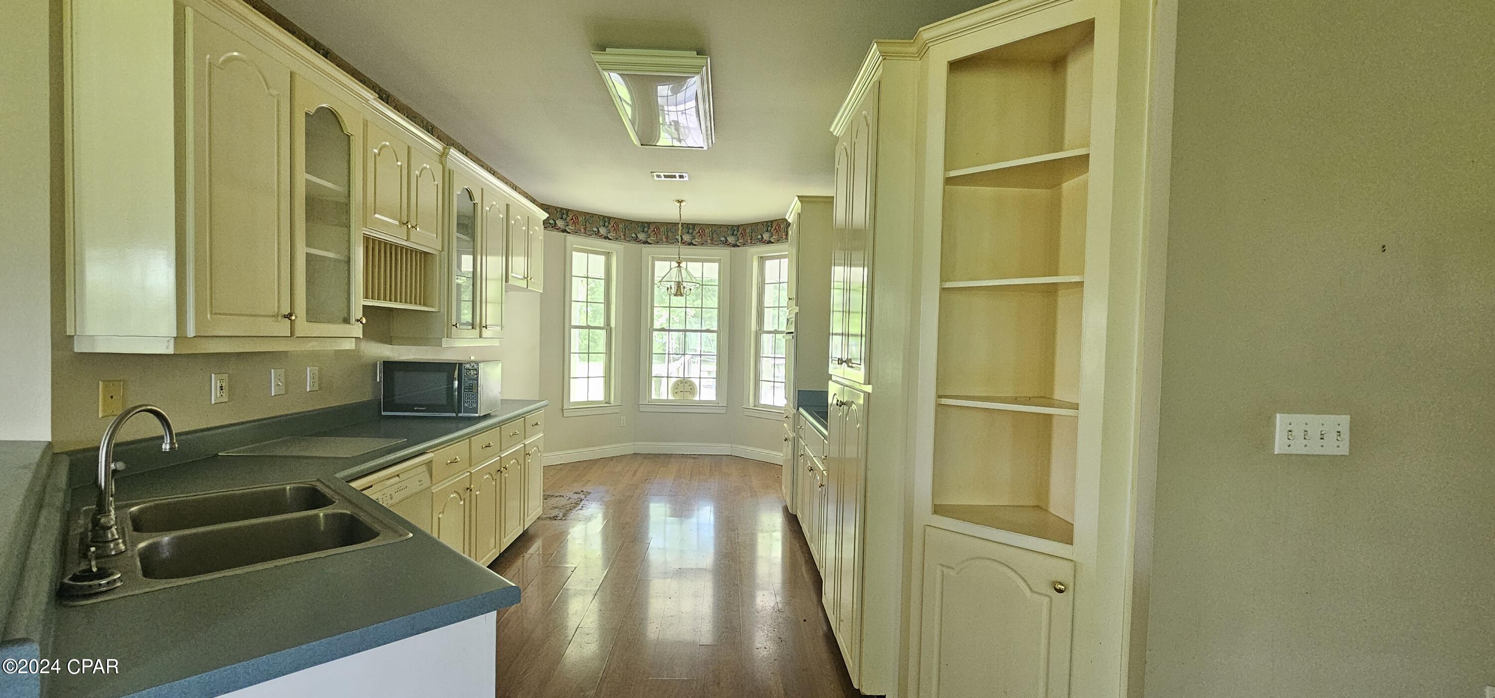 1469 Orange Hill Road