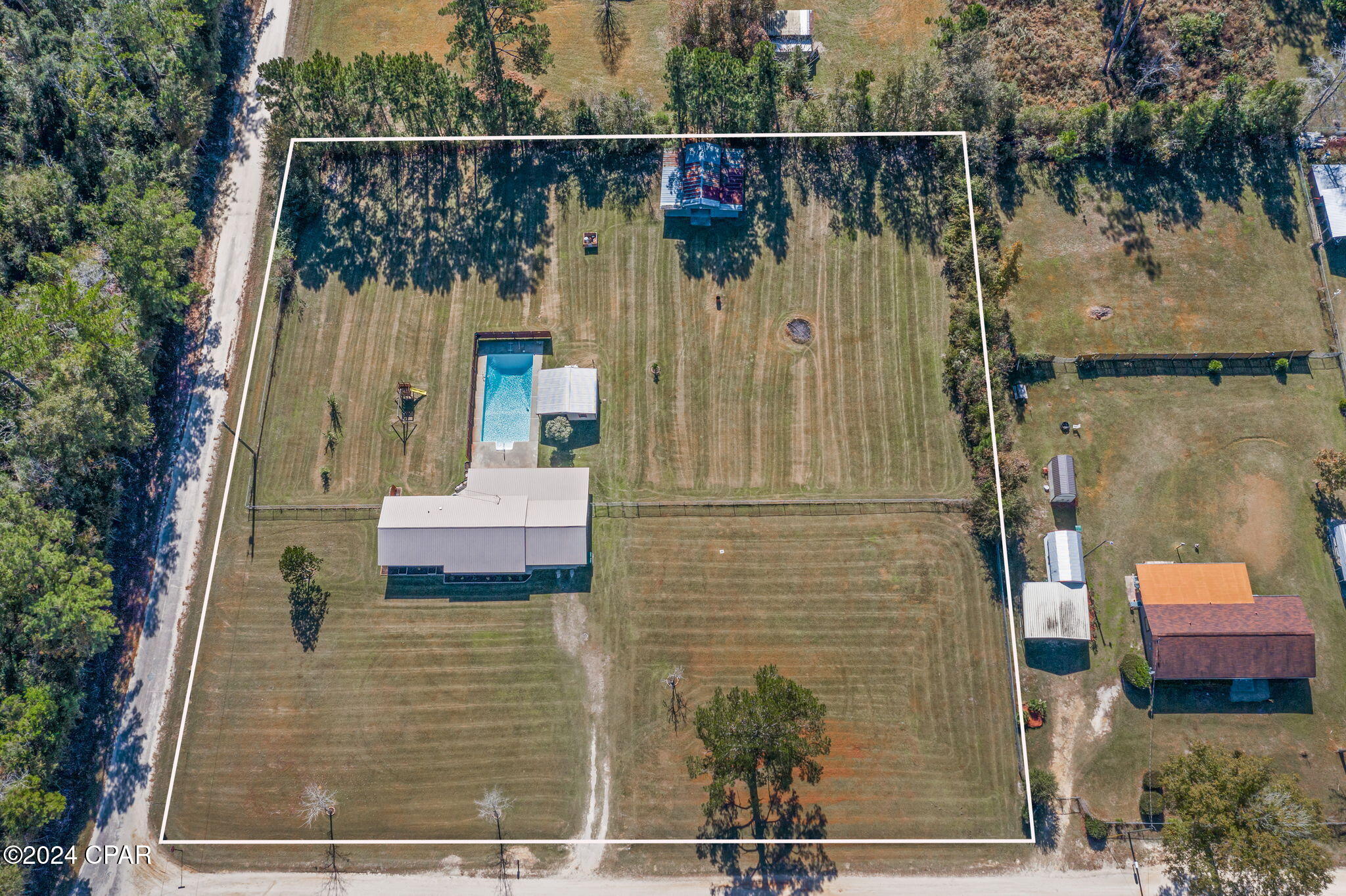 4345 Lakewood Drive