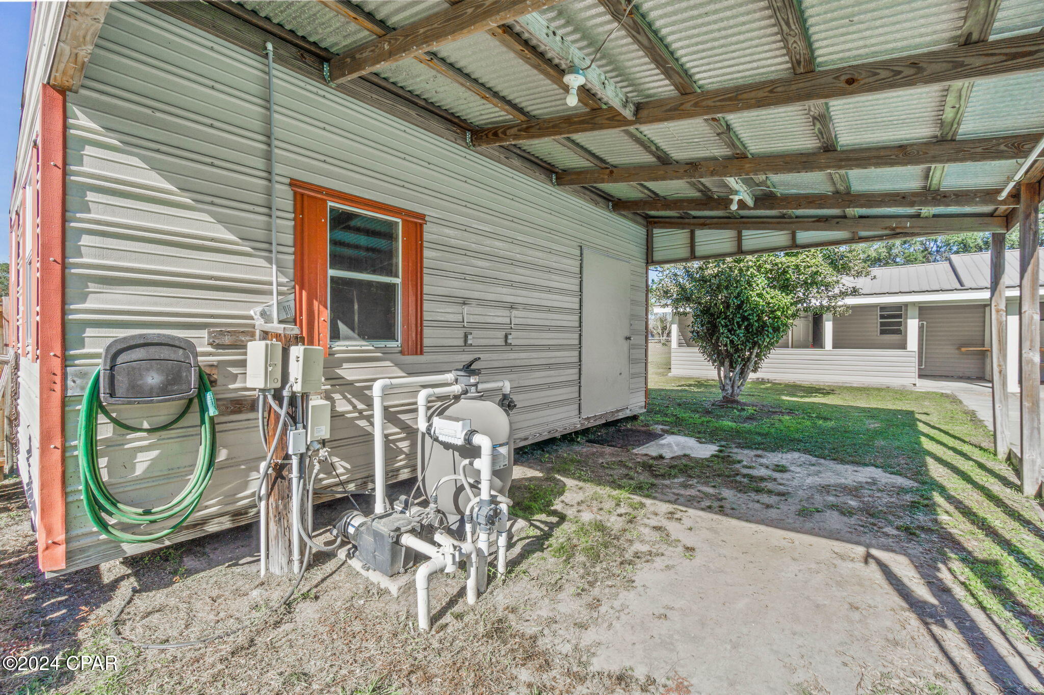 4345 Lakewood Drive
