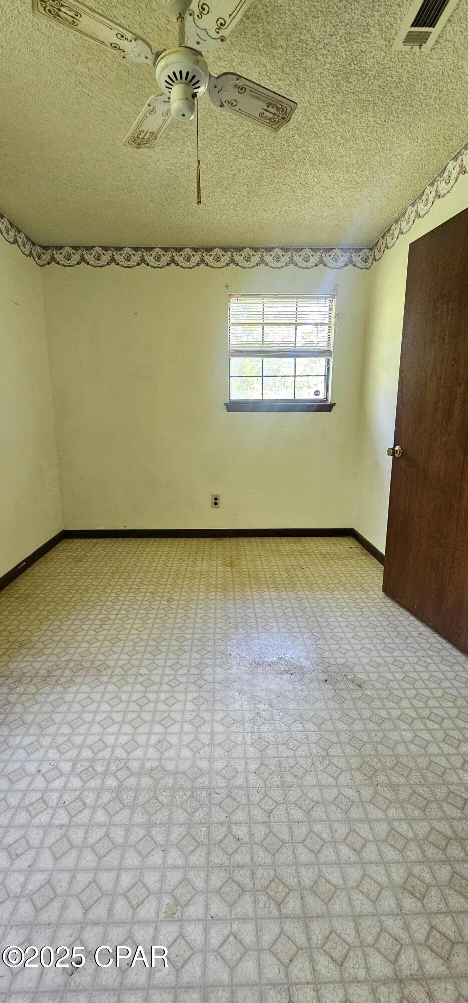 2397 6th Avenue