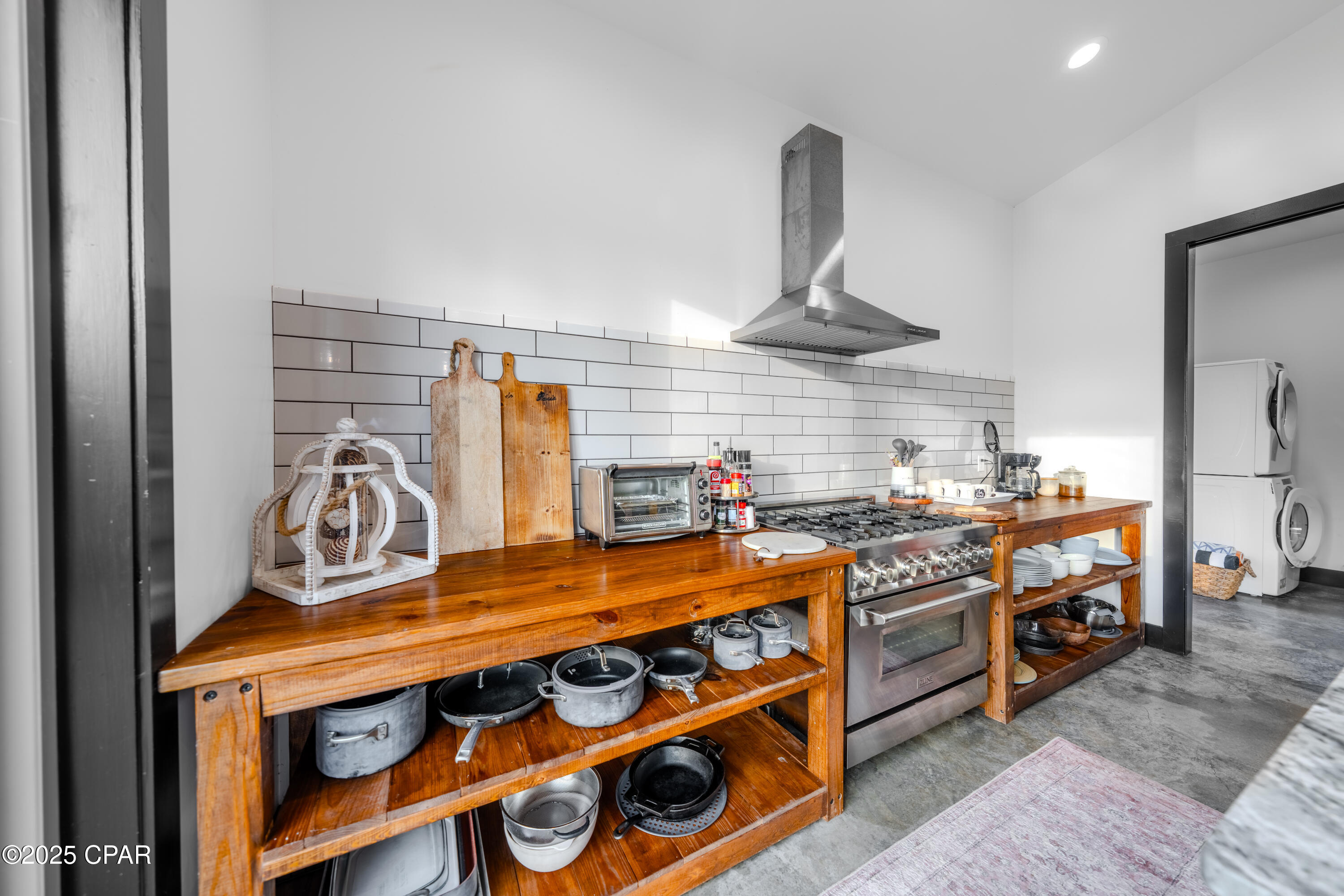 5101 Lake Bluff Circle