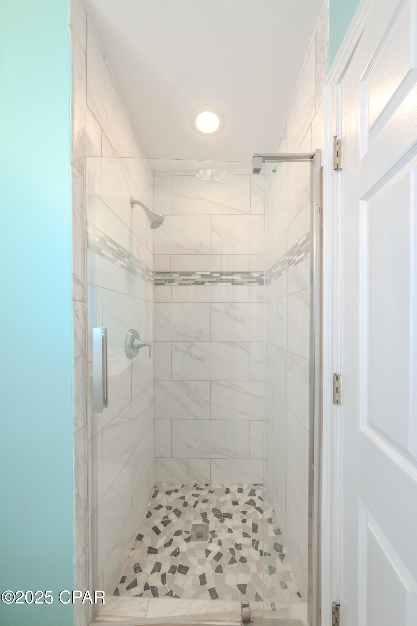 5239 Oak Drive