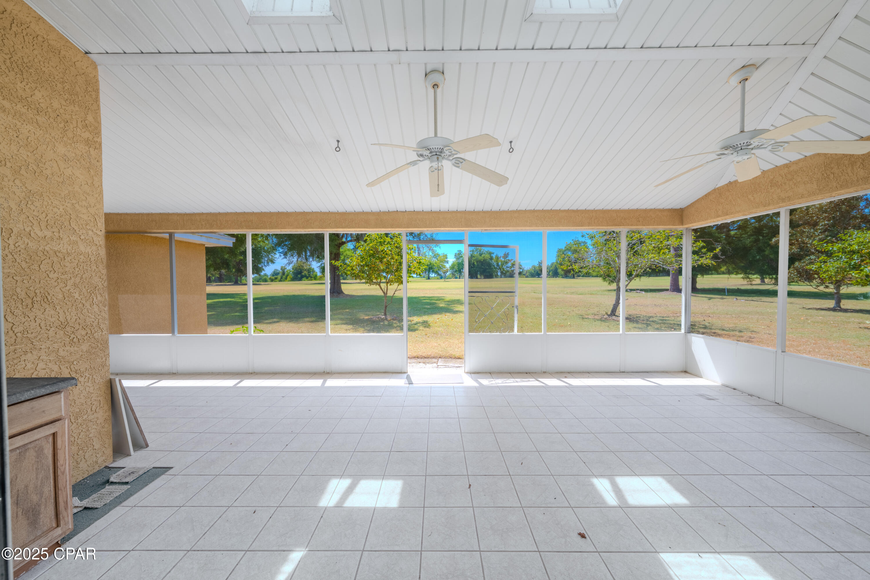 5239 Oak Drive
