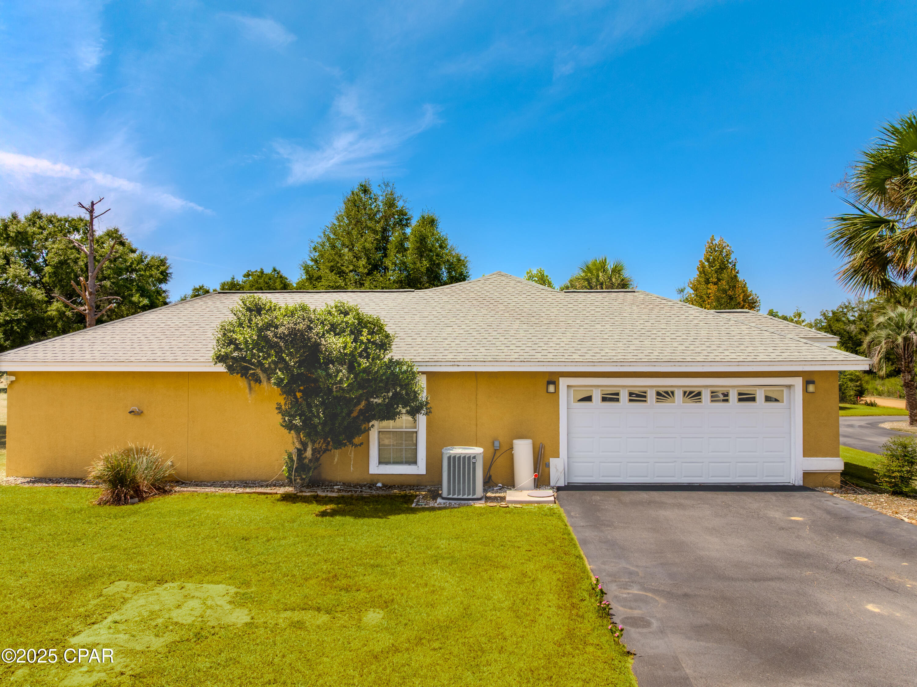 5239 Oak Drive