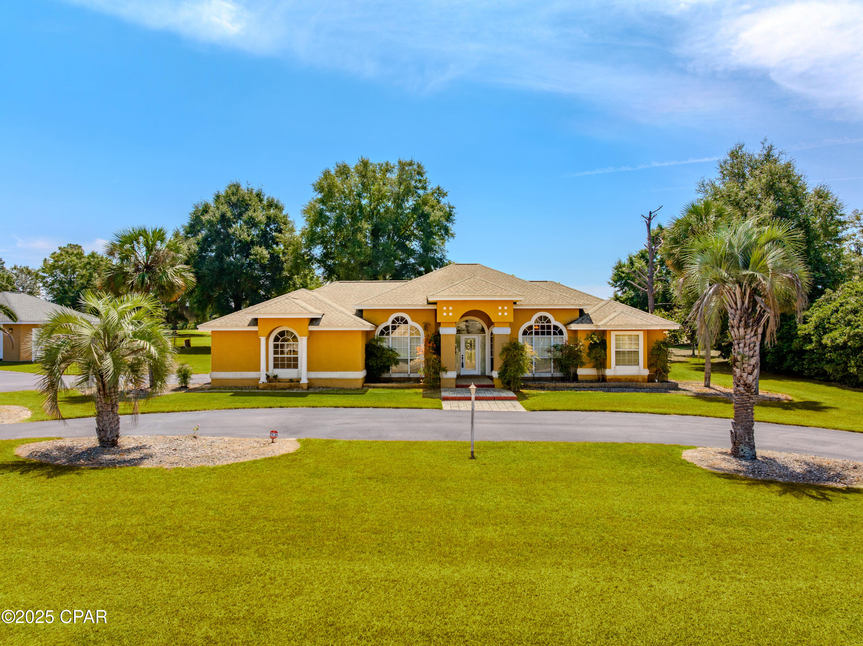 5239 Oak Drive