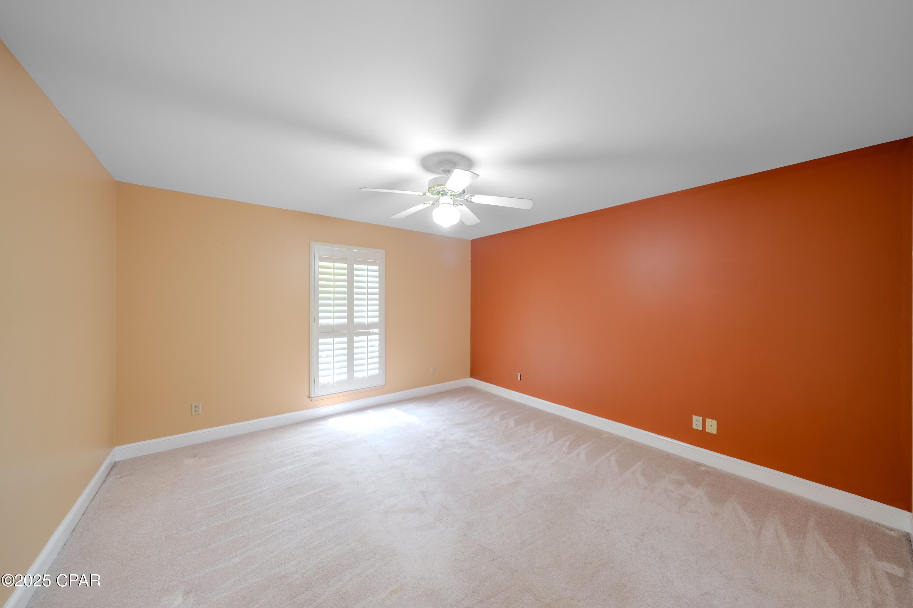 5239 Oak Drive