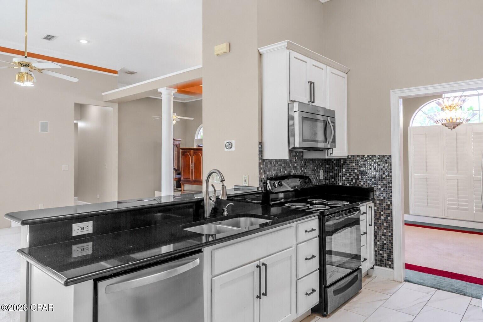 5239 Oak Drive