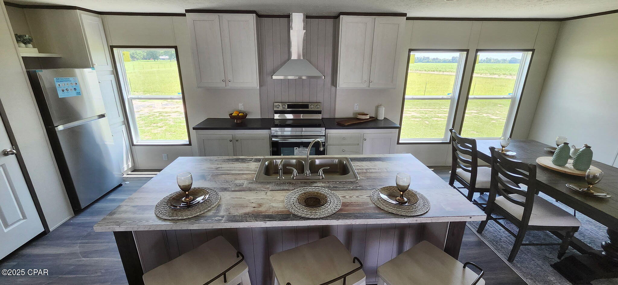 3041 Hunter Fish Camp Road