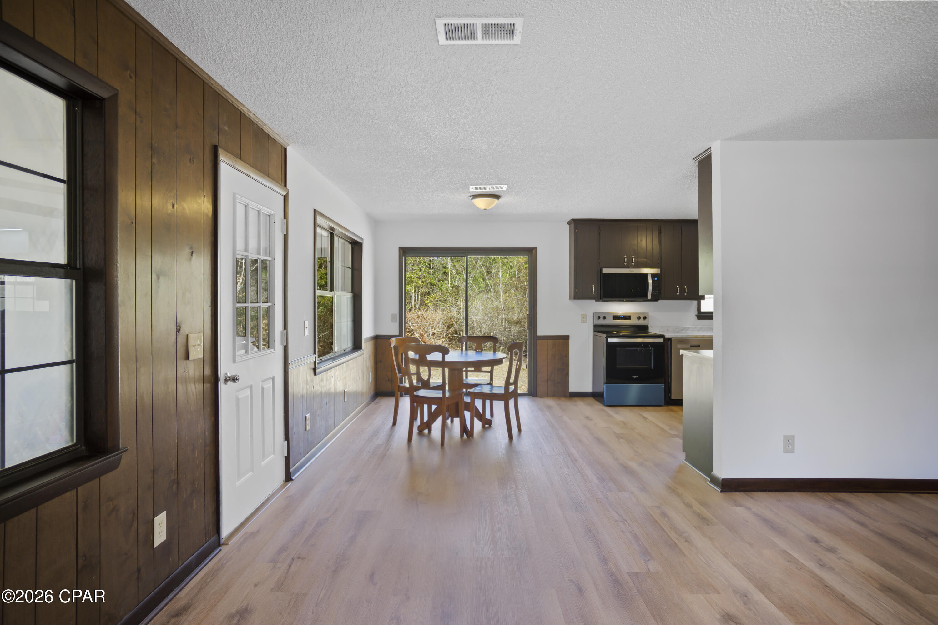 6385 Blue Arrow Drive