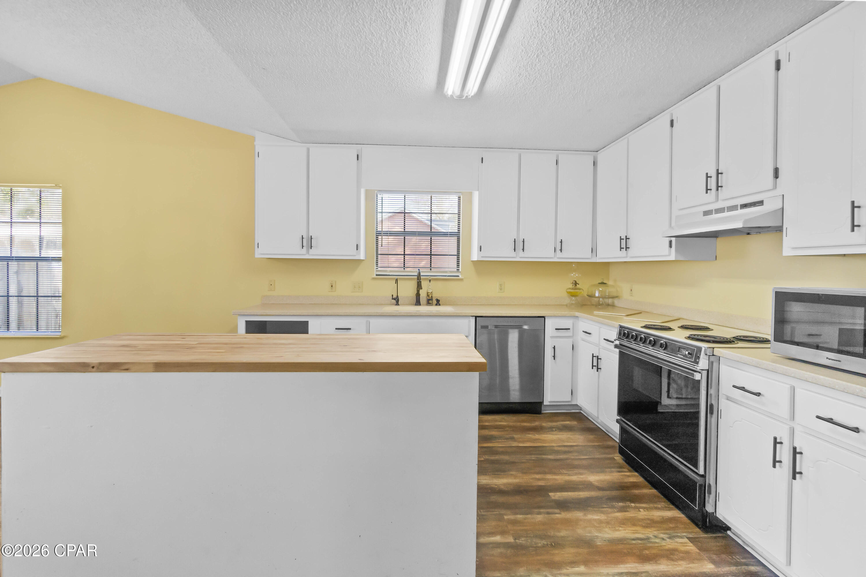 5227 Woodgate Way