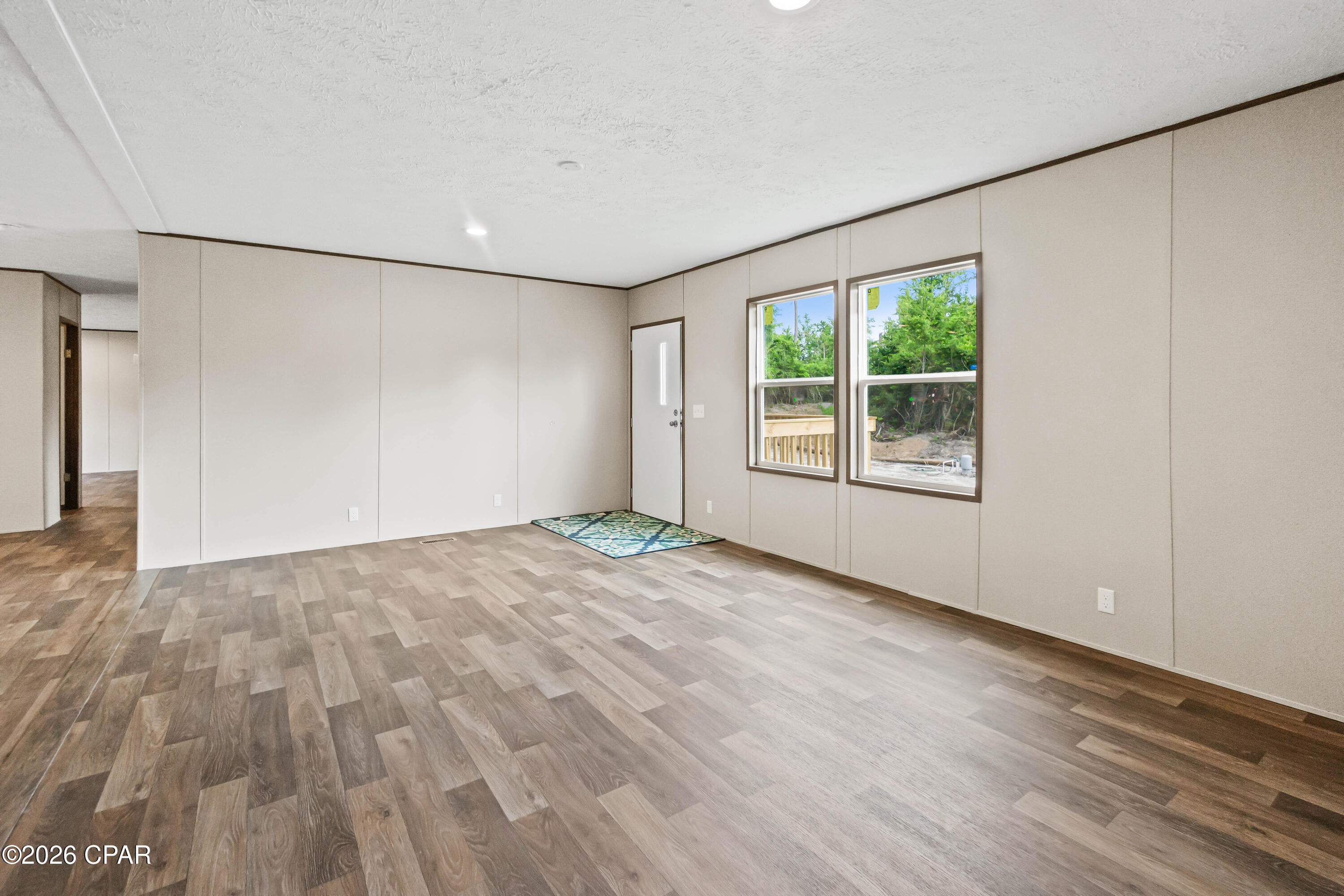 5557 Hwy 90
