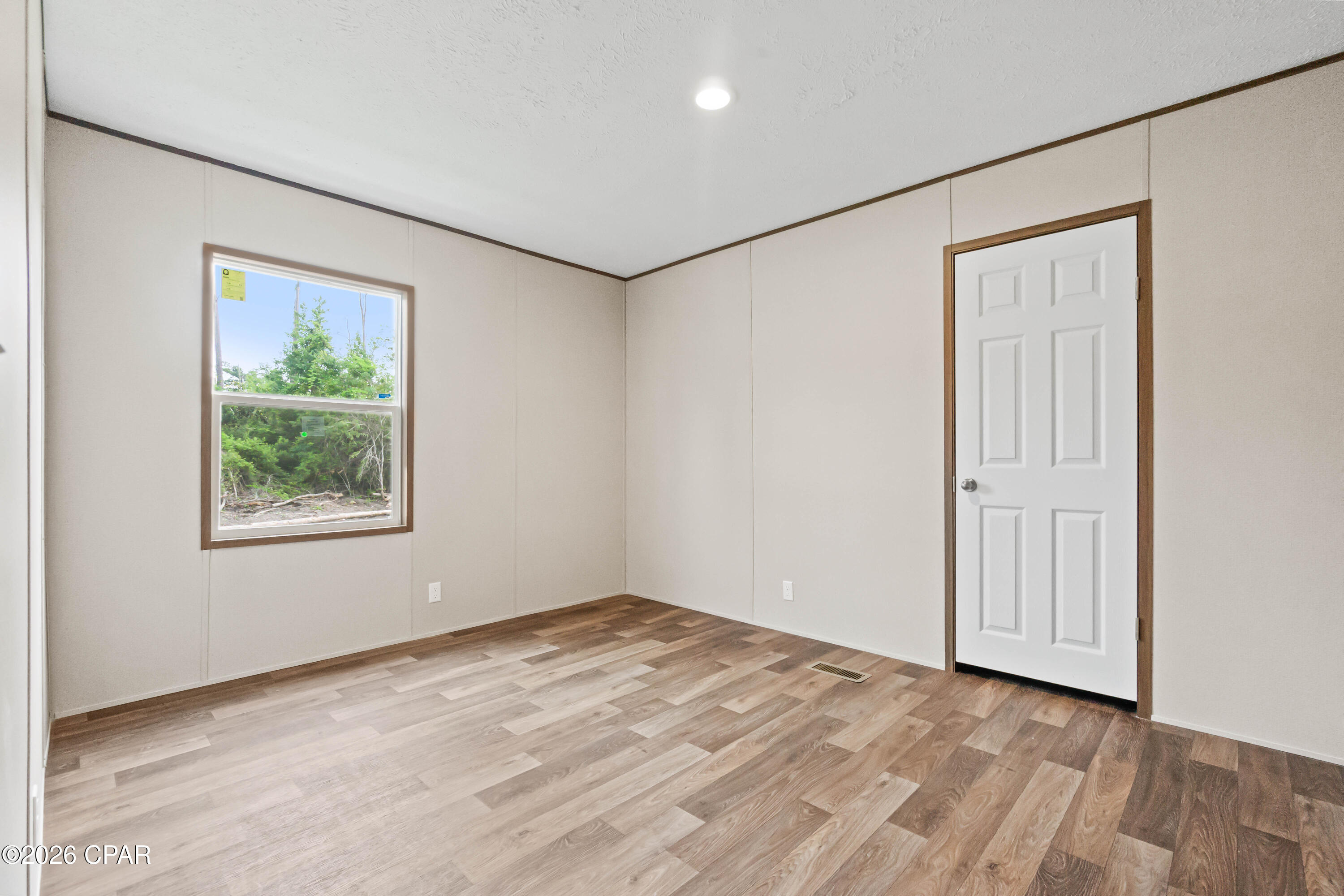 5557 Hwy 90