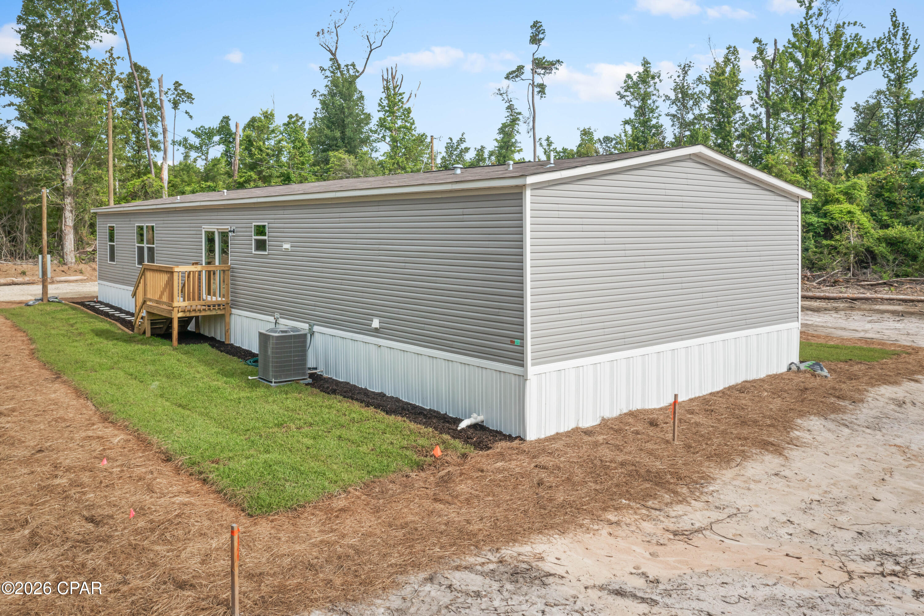 5557 Hwy 90